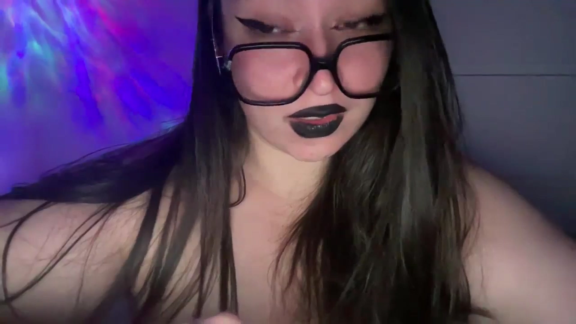 Gallery image thumbnail from Hasymura's myfreecams stream on, 11/22/2023, 24:21 image 19 of 20