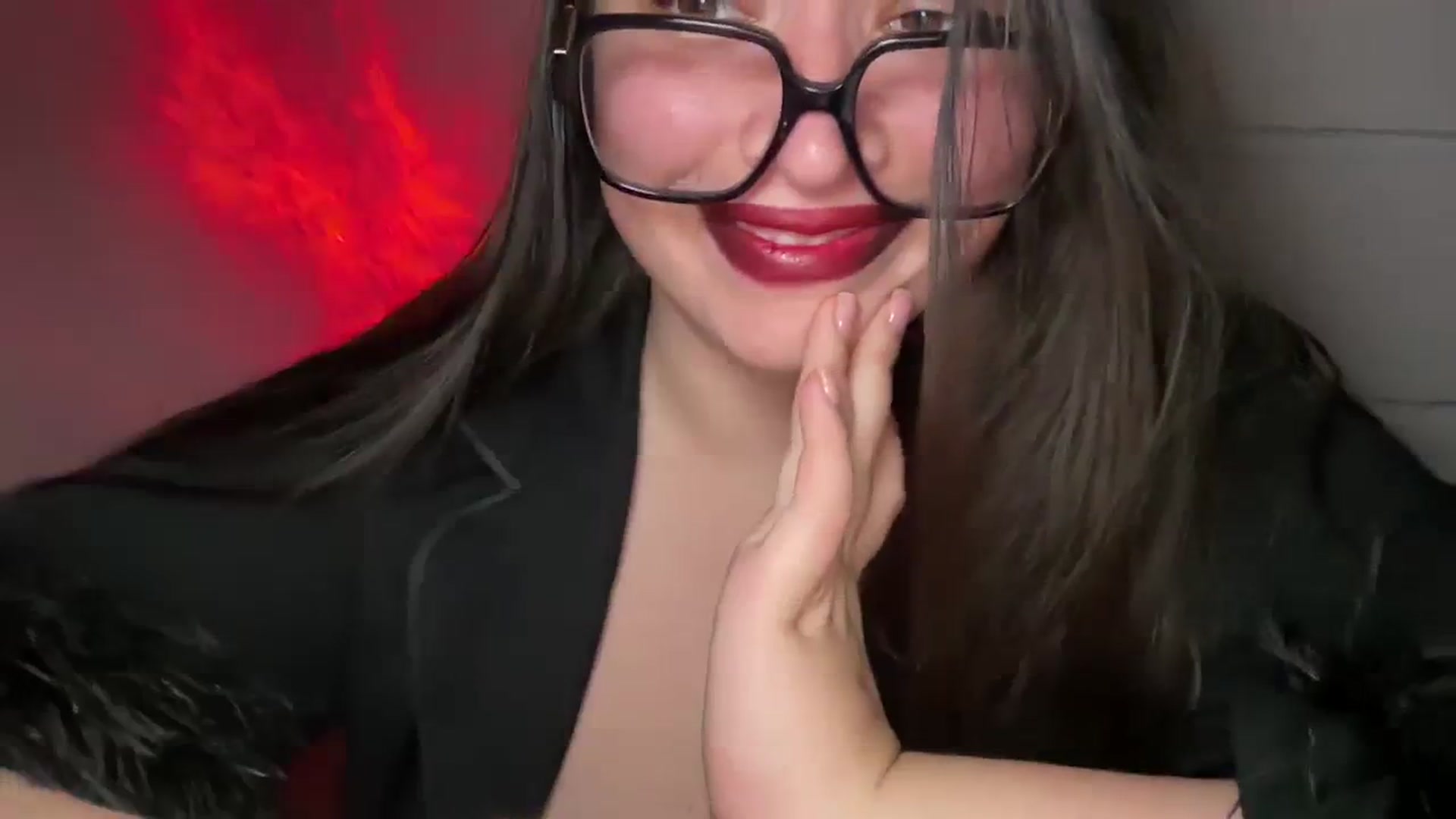 Gallery image thumbnail from Hasymura's myfreecams stream on, 11/25/2023, 22:05 image 14 of 20