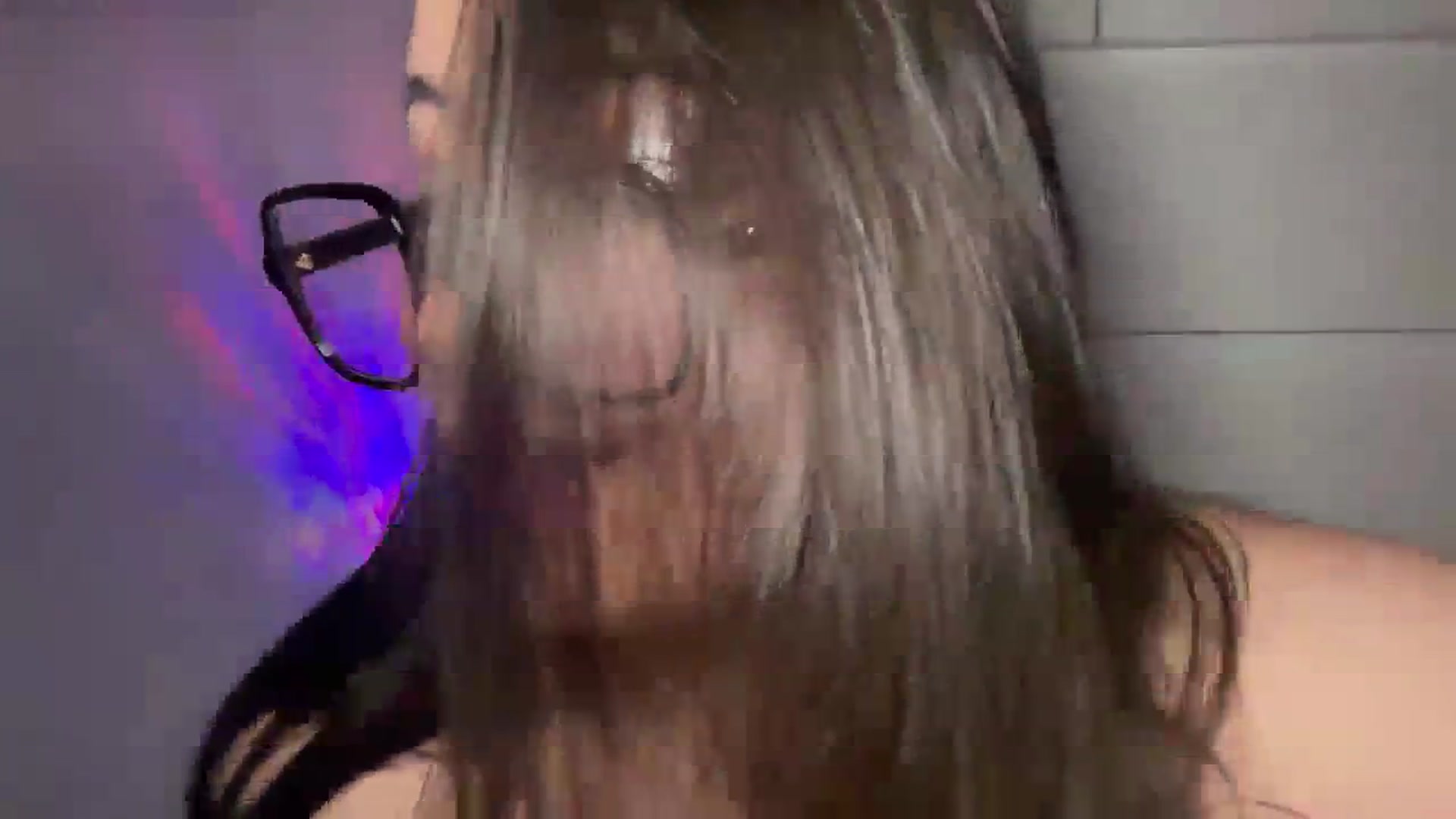 Gallery image thumbnail from Hasymura's myfreecams stream on, 12/01/2023, 16:40 image 18 of 20