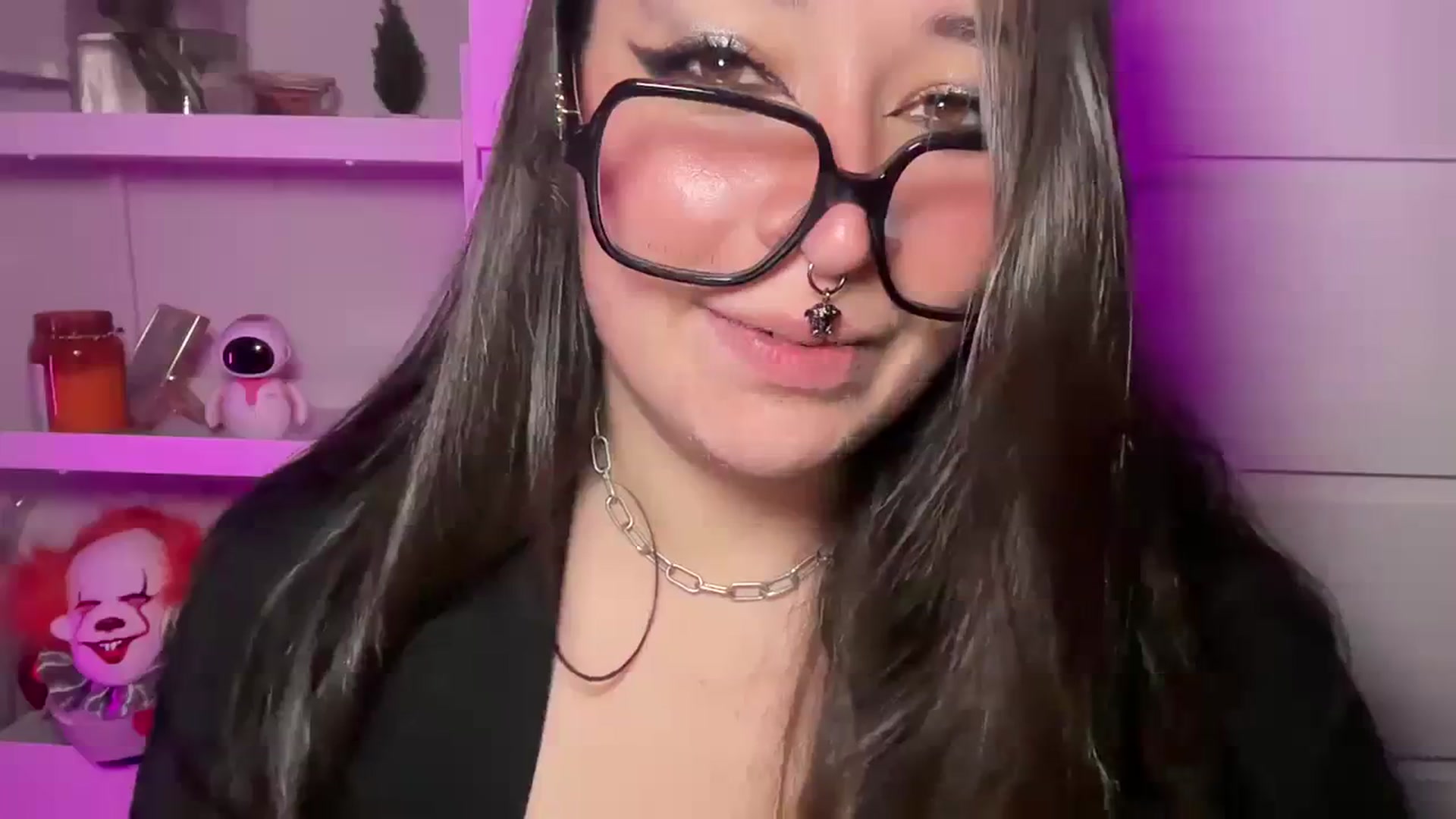 Gallery image thumbnail from Hasymura's myfreecams stream on, 12/06/2023, 01:17 image 15 of 20