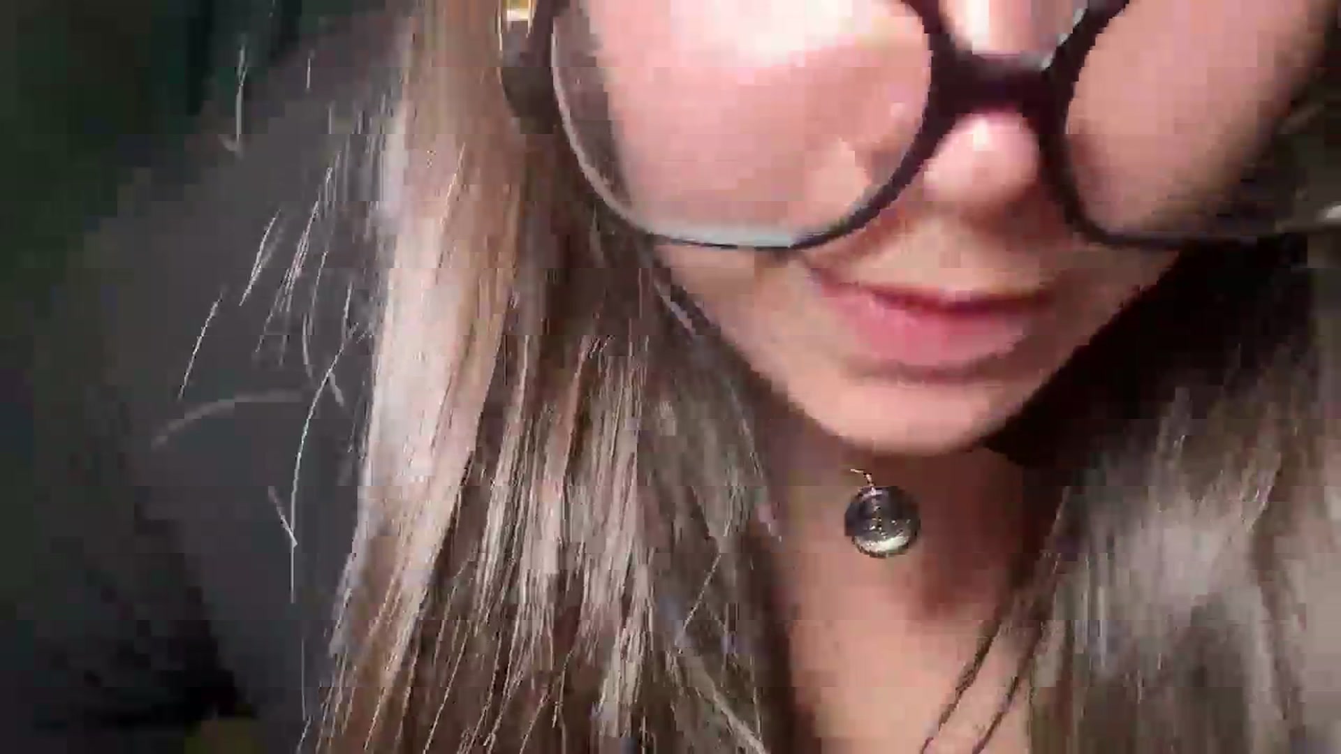 Gallery image thumbnail from Hasymura's myfreecams stream on, 12/17/2023, 24:19 image 7 of 20
