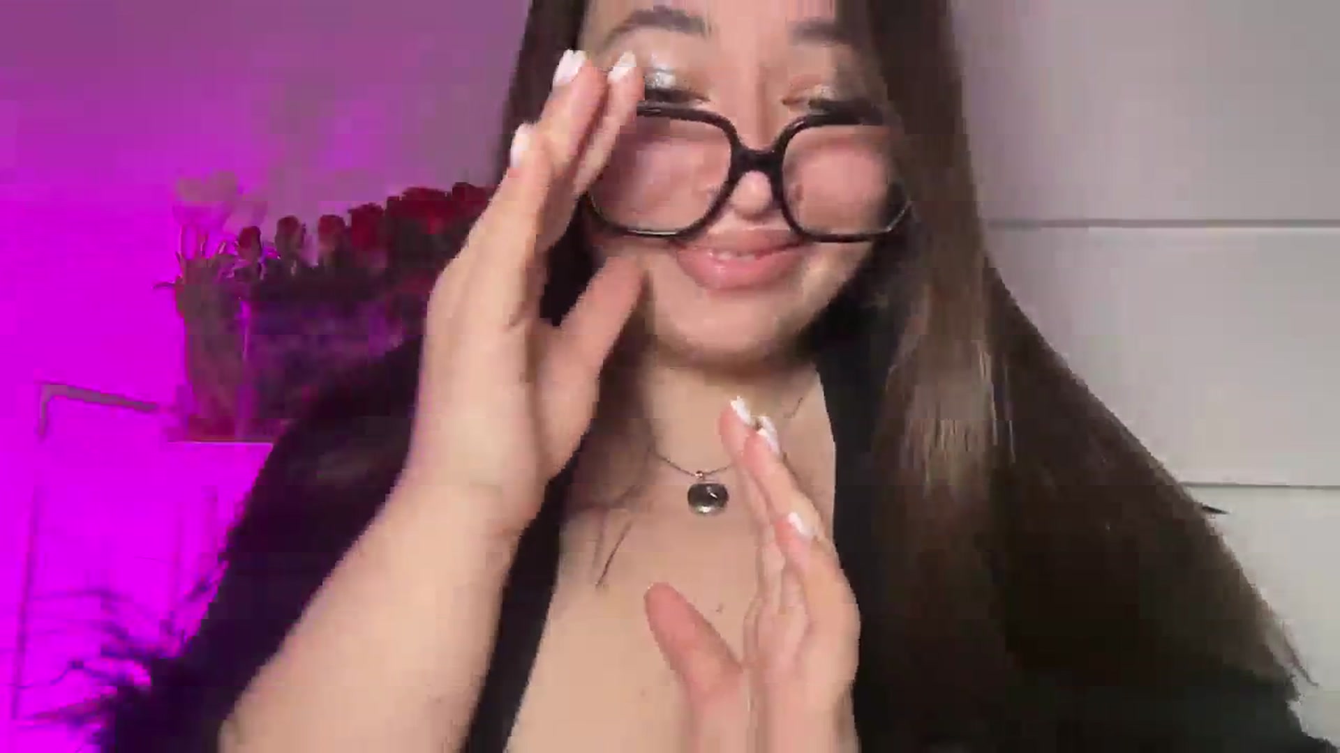 Gallery image thumbnail from Hasymura's myfreecams stream on, 01/01/2024, 12:01 image 5 of 20