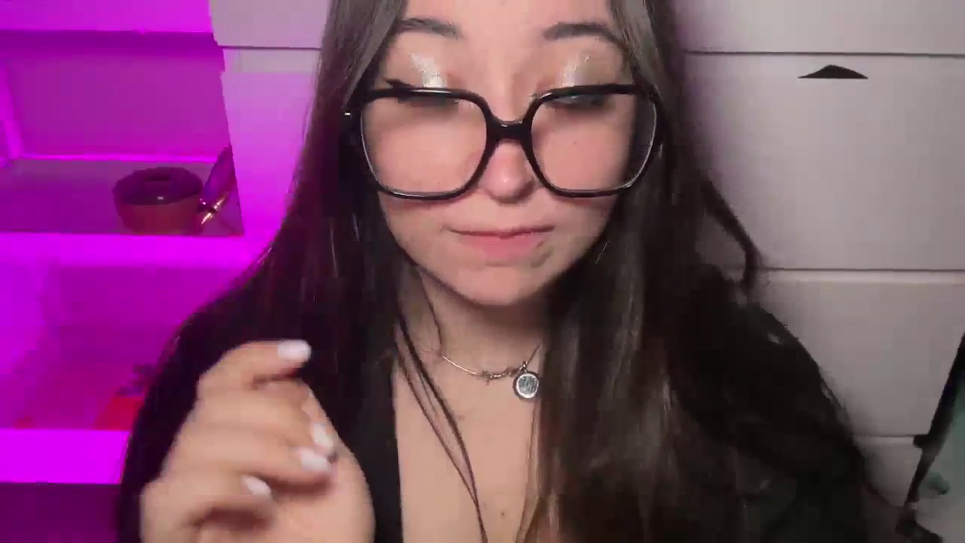 Gallery image thumbnail from Hasymura's myfreecams stream on, 01/01/2024, 17:54 image 2 of 20