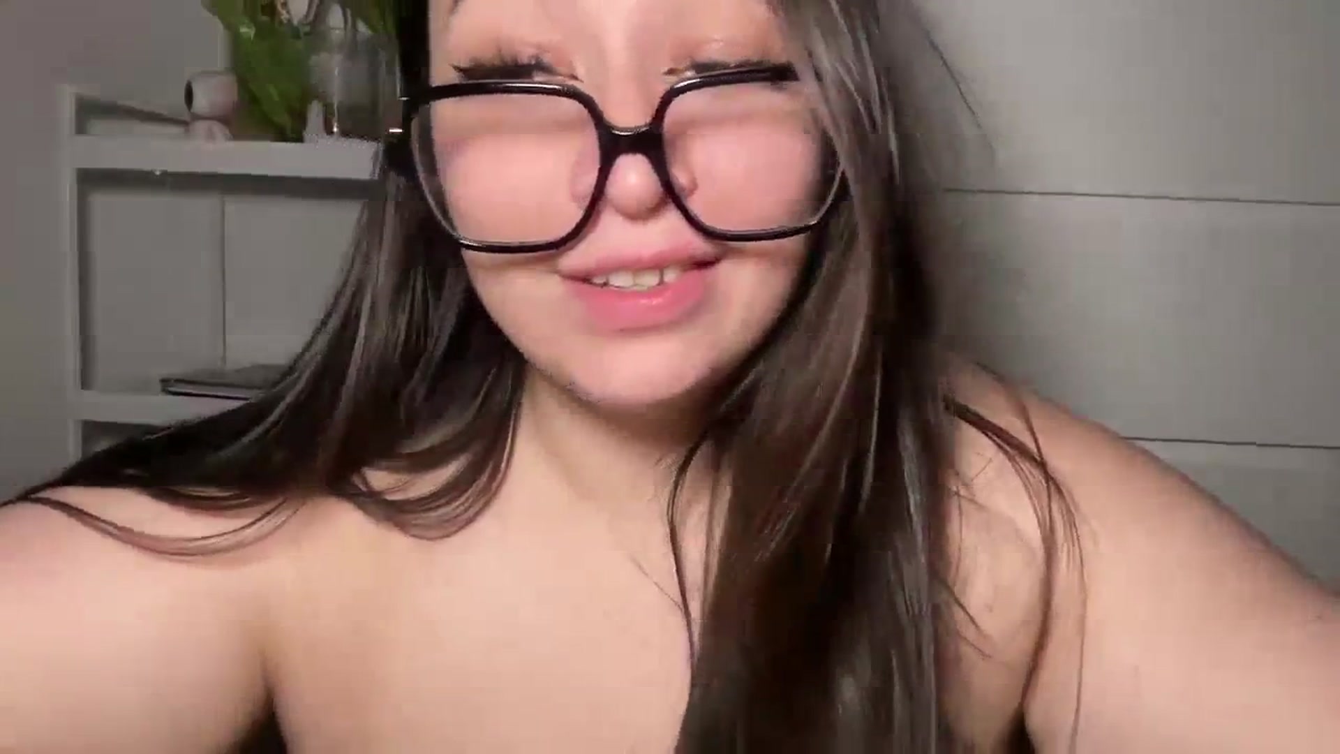 Gallery image thumbnail from Hasymura's myfreecams stream on, 01/24/2024, 01:38 image 19 of 20