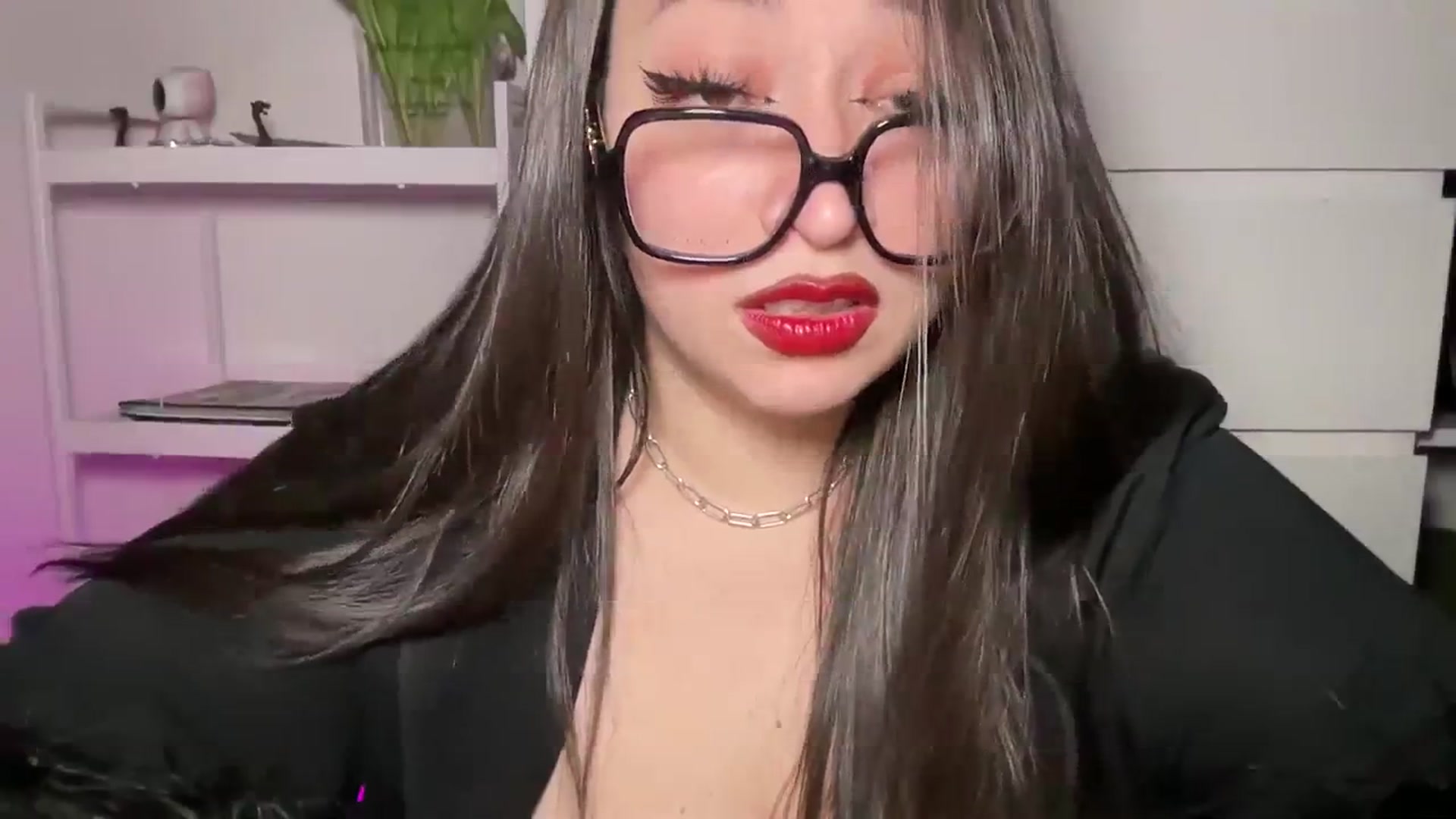 Gallery image thumbnail from Hasymura's myfreecams stream on, 01/28/2024, 03:11 image 2 of 20