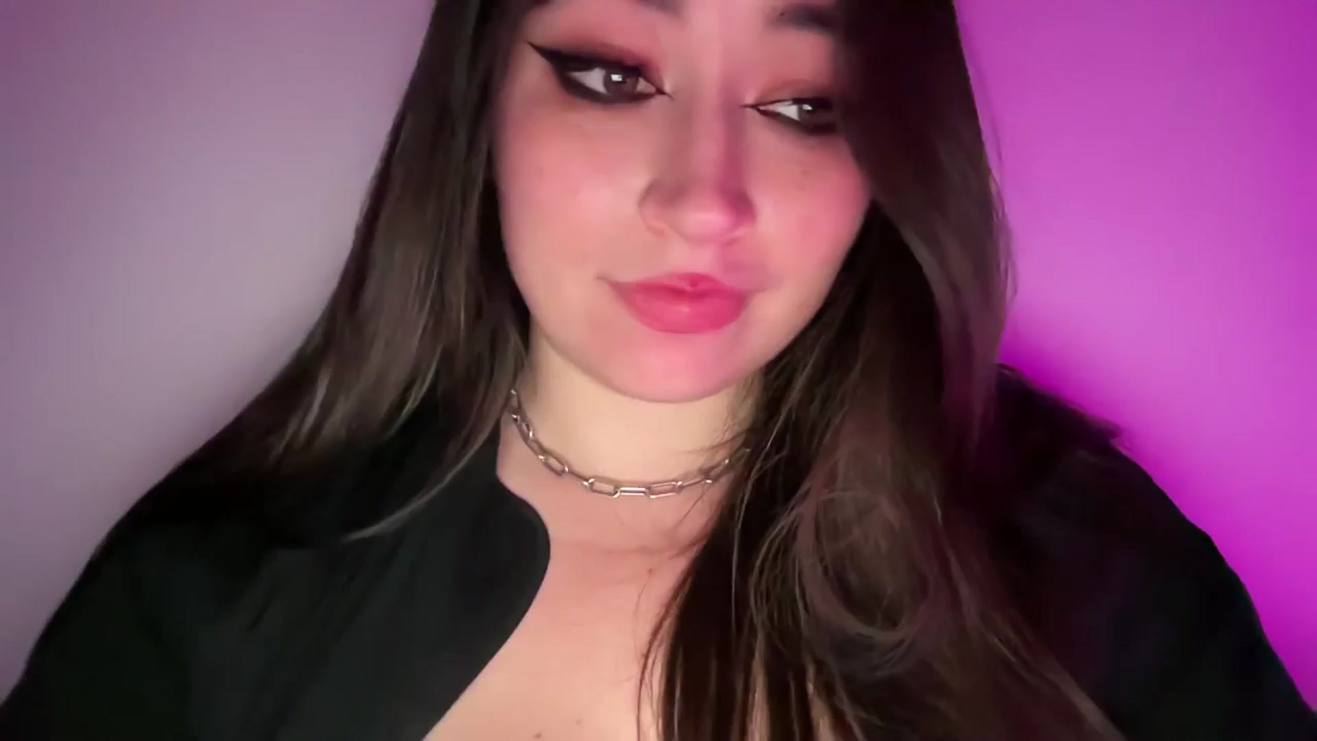 Gallery image thumbnail from Hasymura's myfreecams stream on, 05/02/2024, 02:46 image 19 of 20