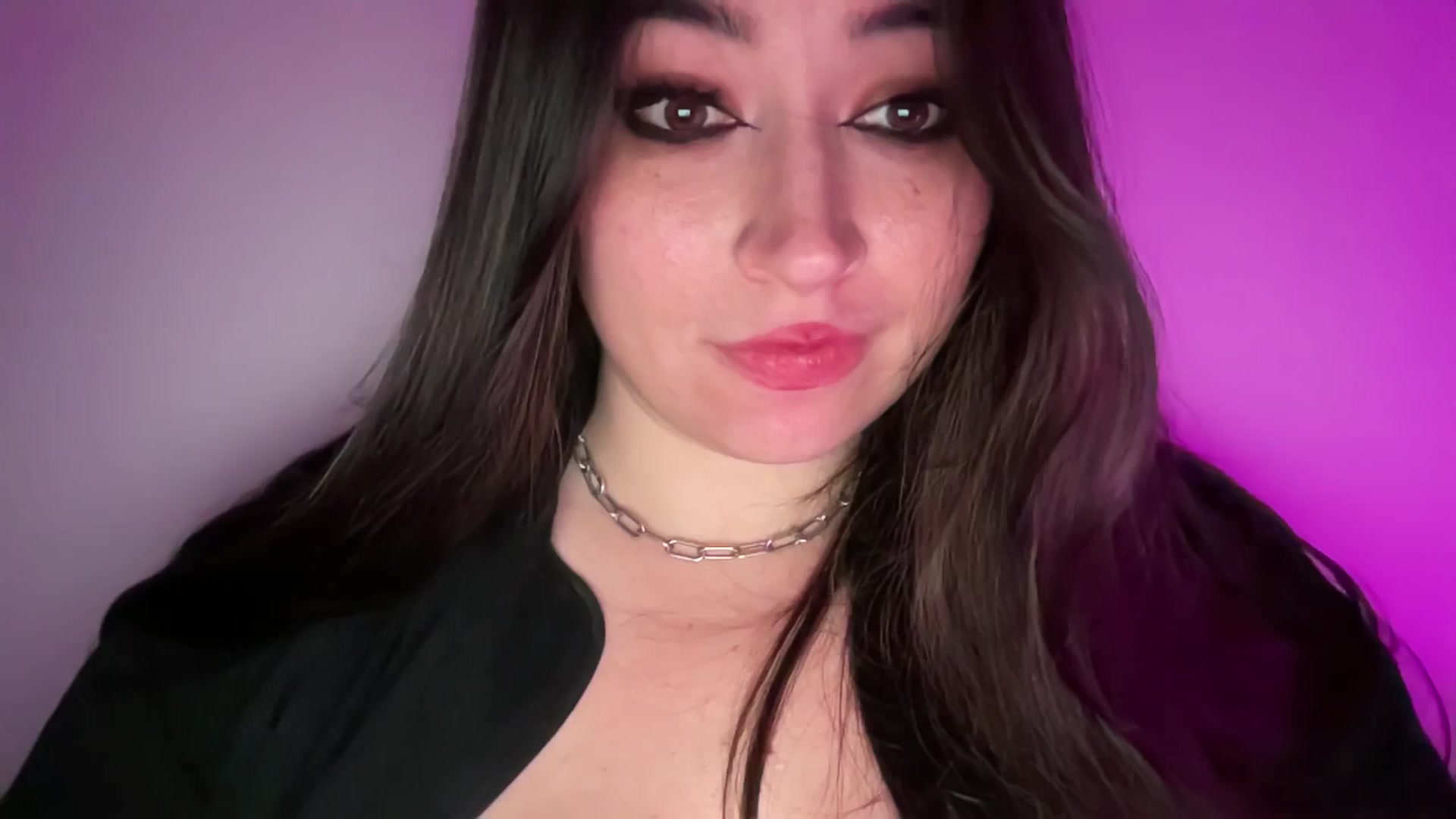 Gallery image thumbnail from Hasymura's myfreecams stream on, 05/02/2024, 02:46 image 16 of 20