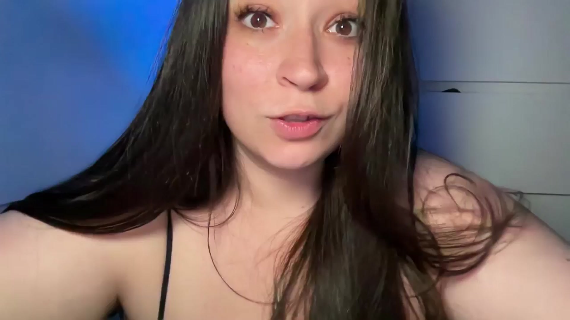 Gallery image thumbnail from Hasymura's myfreecams stream on, 05/14/2024, 24:01 image 19 of 20