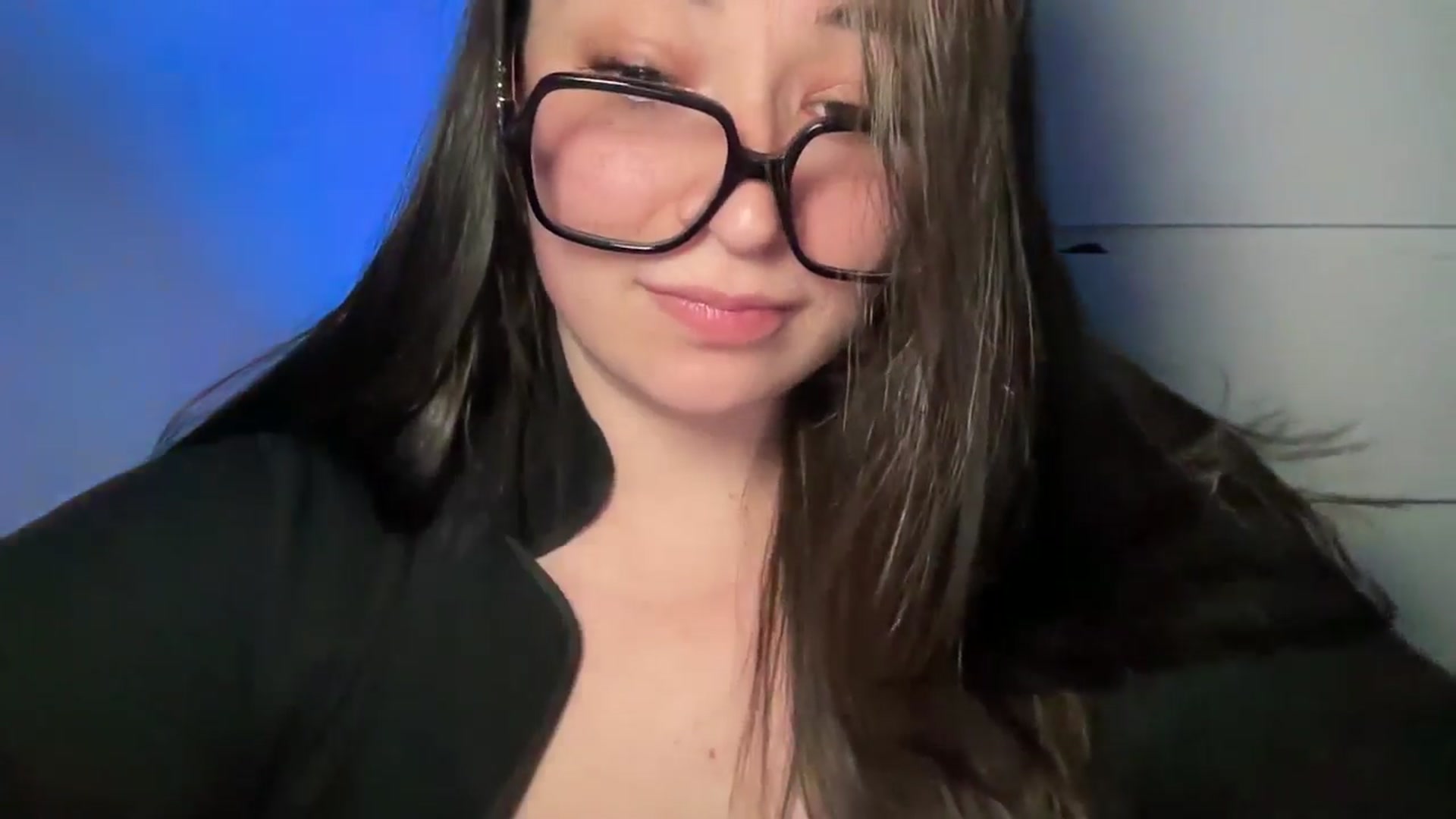 Gallery image thumbnail from Hasymura's myfreecams stream on, 05/14/2024, 24:01 image 14 of 20