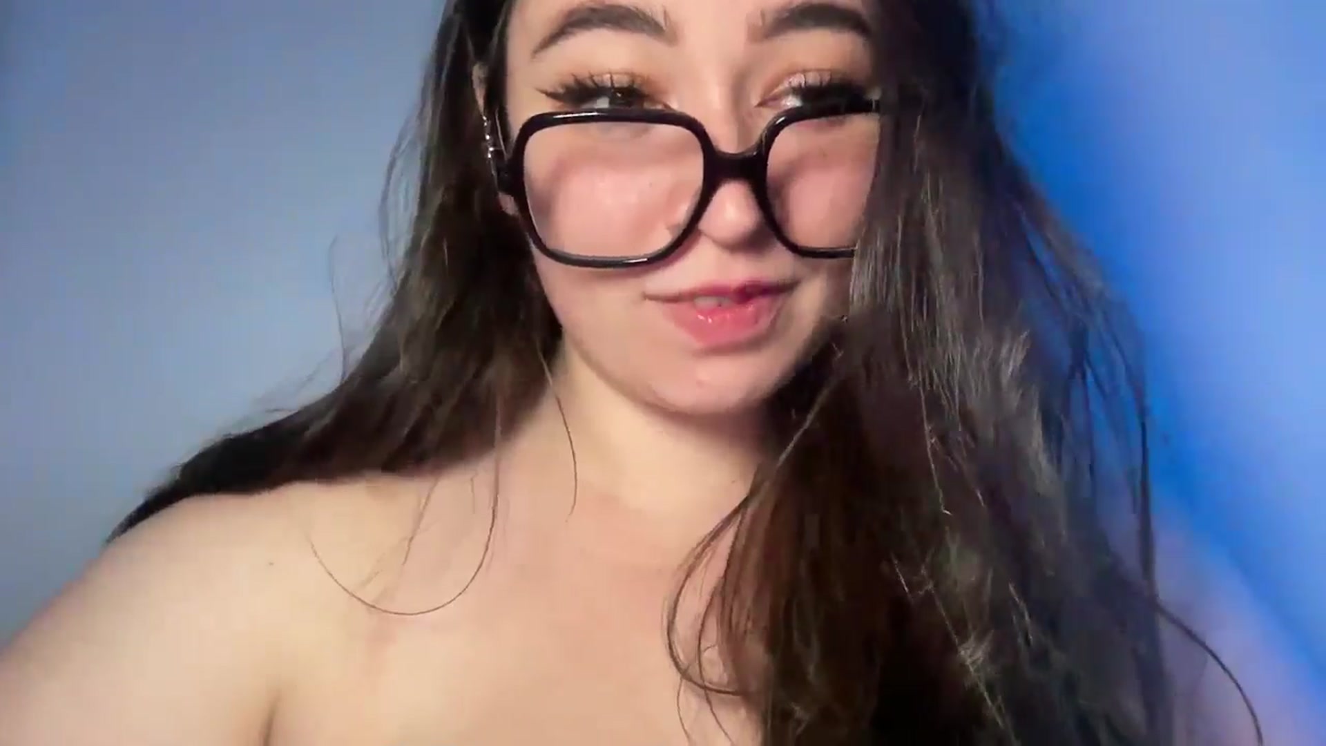 Gallery image thumbnail from Hasymura's myfreecams stream on, 05/29/2024, 24:18 image 20 of 20