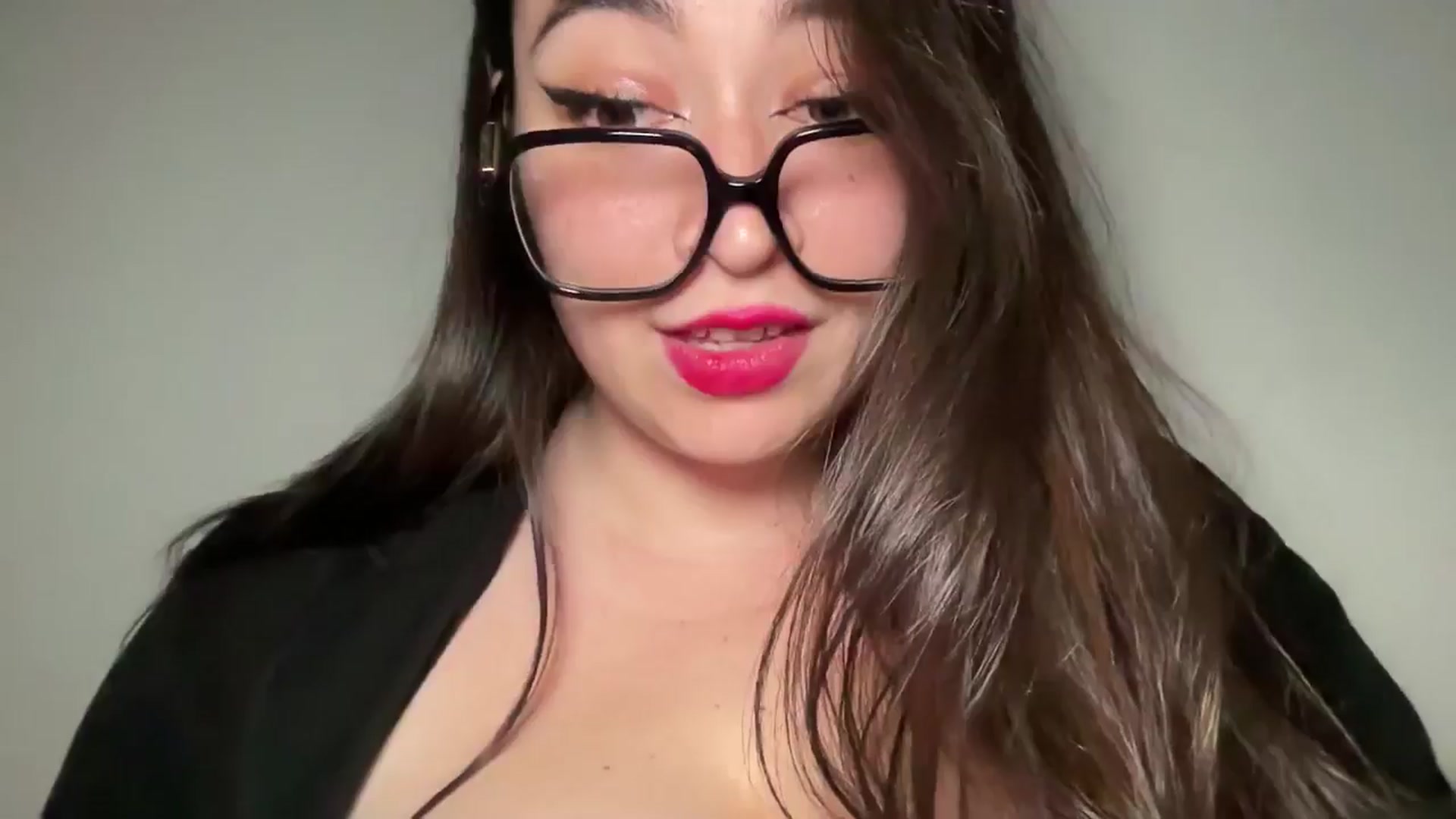 Gallery image thumbnail from Hasymura's myfreecams stream on, 06/08/2024, 23:04 image 20 of 20