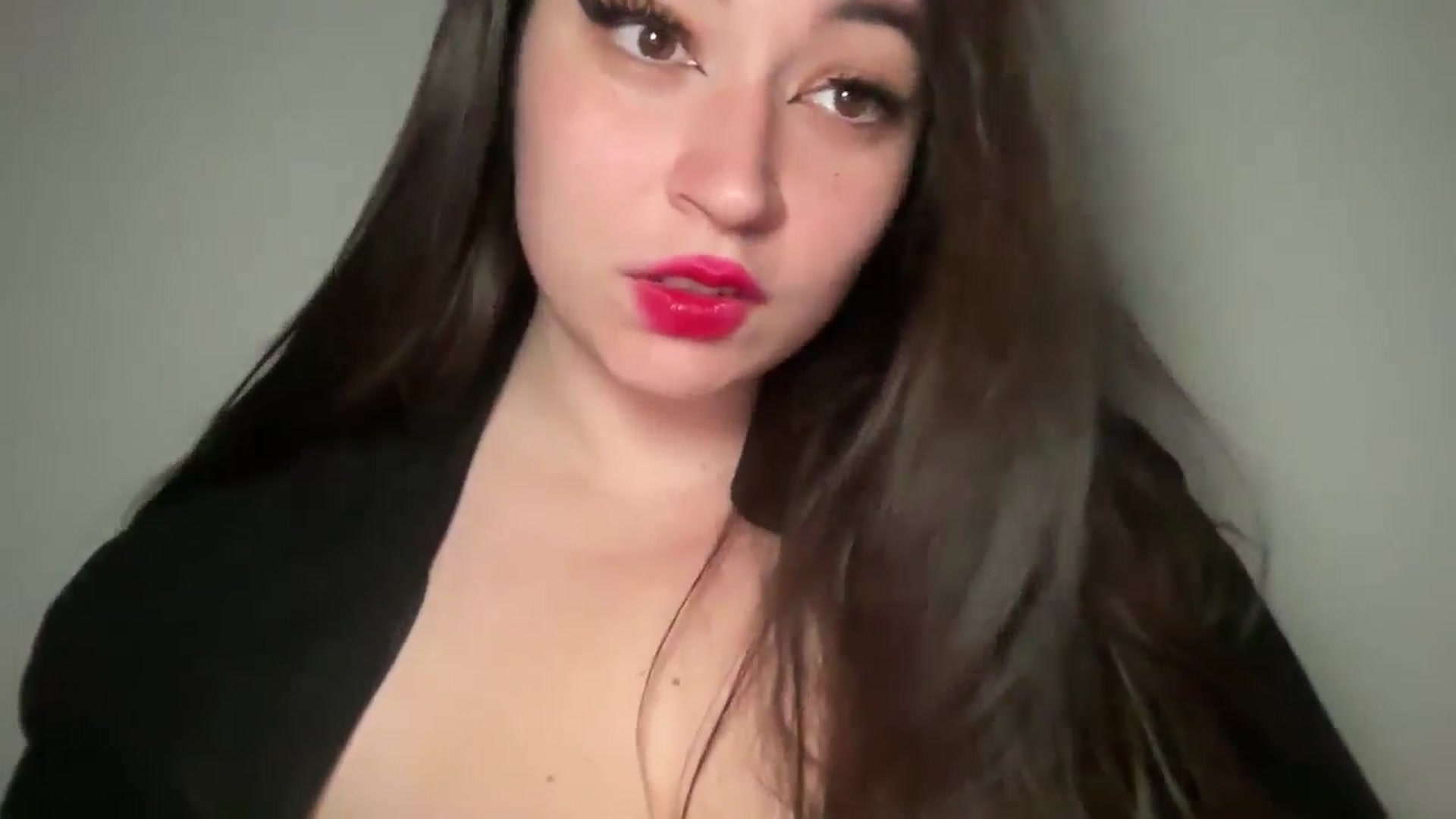 Gallery image thumbnail from Hasymura's myfreecams stream on, 06/12/2024, 22:08 image 11 of 20