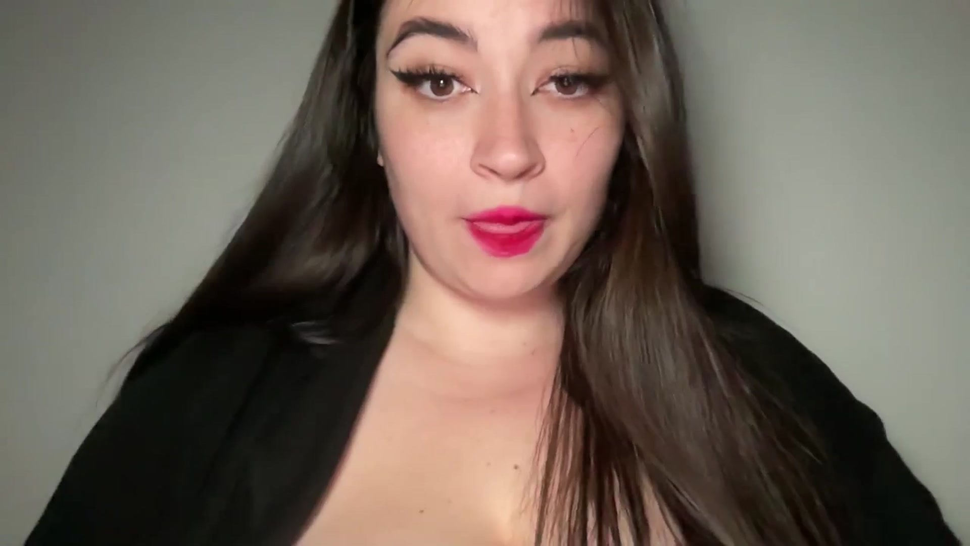 Gallery image thumbnail from Hasymura's myfreecams stream on, 06/12/2024, 22:08 image 20 of 20
