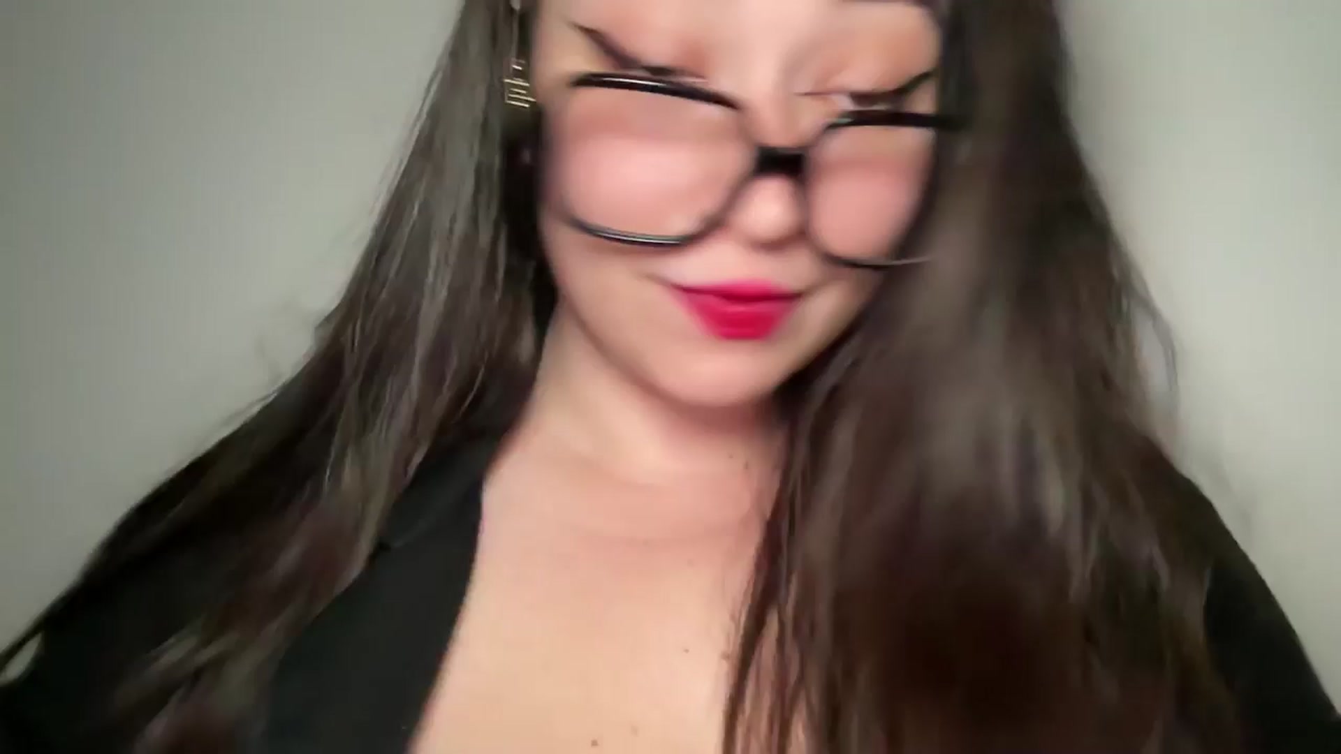 Gallery image thumbnail from Hasymura's myfreecams stream on, 06/17/2024, 21:17 image 7 of 20
