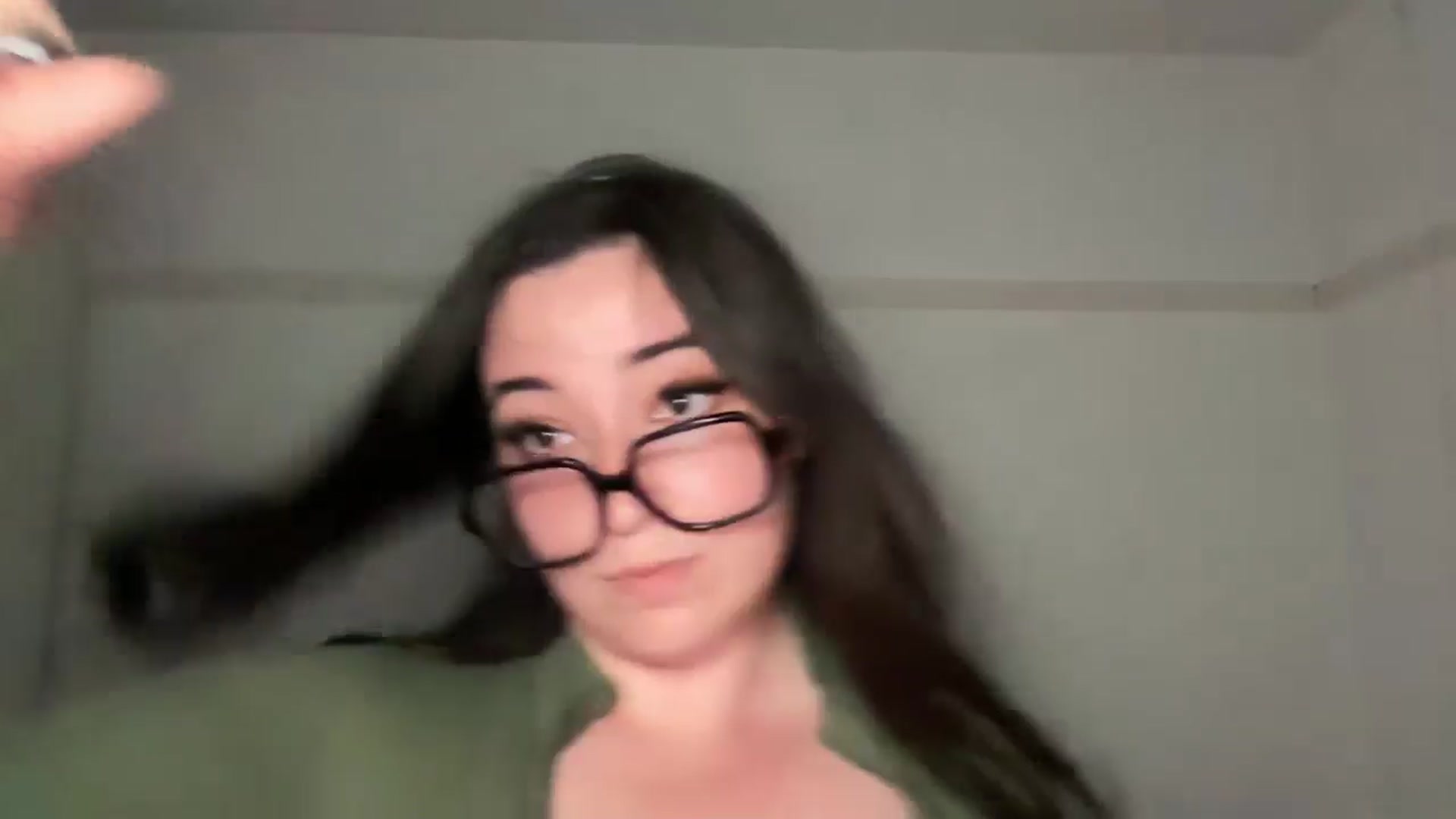 Gallery image thumbnail from Hasymura's myfreecams stream on, 06/23/2024, 19:55 image 19 of 20