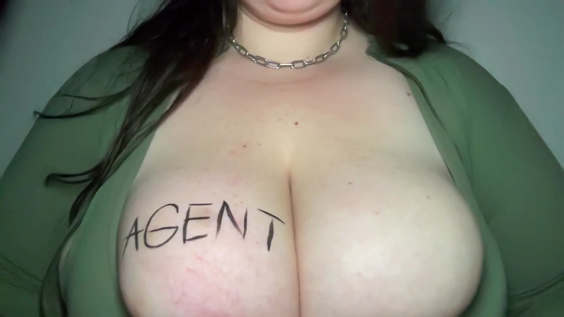 Gallery image thumbnail from Hasymura's myfreecams stream on, 07/14/2024, 23:23 image 17 of 20