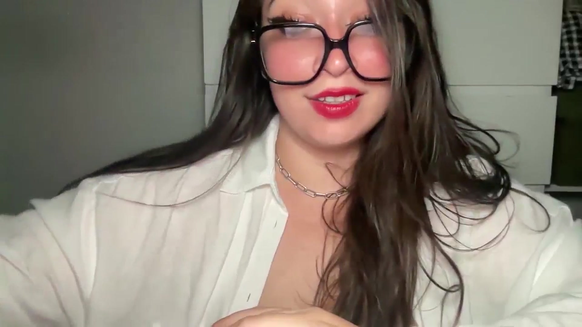 Gallery image thumbnail from Hasymura's myfreecams stream on, 08/19/2024, 24:29 image 3 of 20