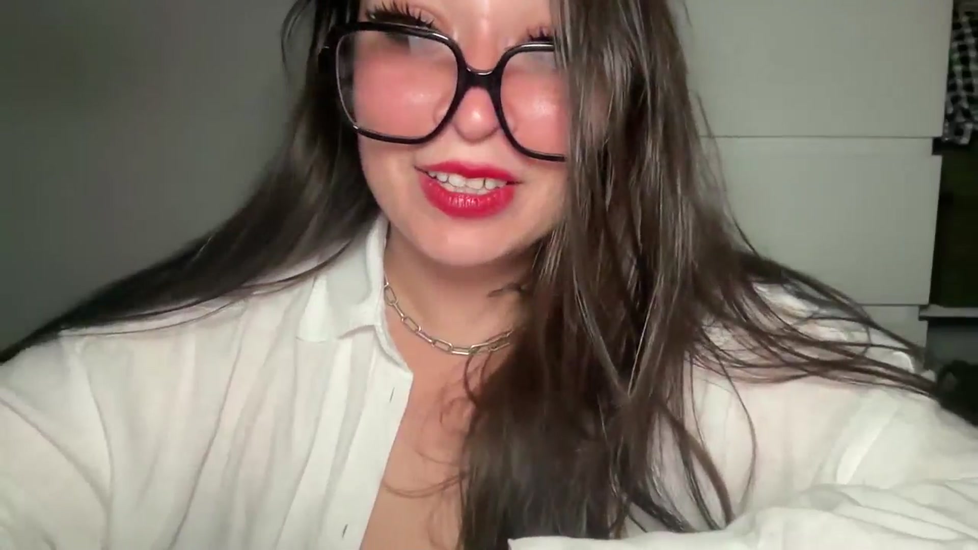 Gallery image thumbnail from Hasymura's myfreecams stream on, 08/19/2024, 24:29 image 2 of 20