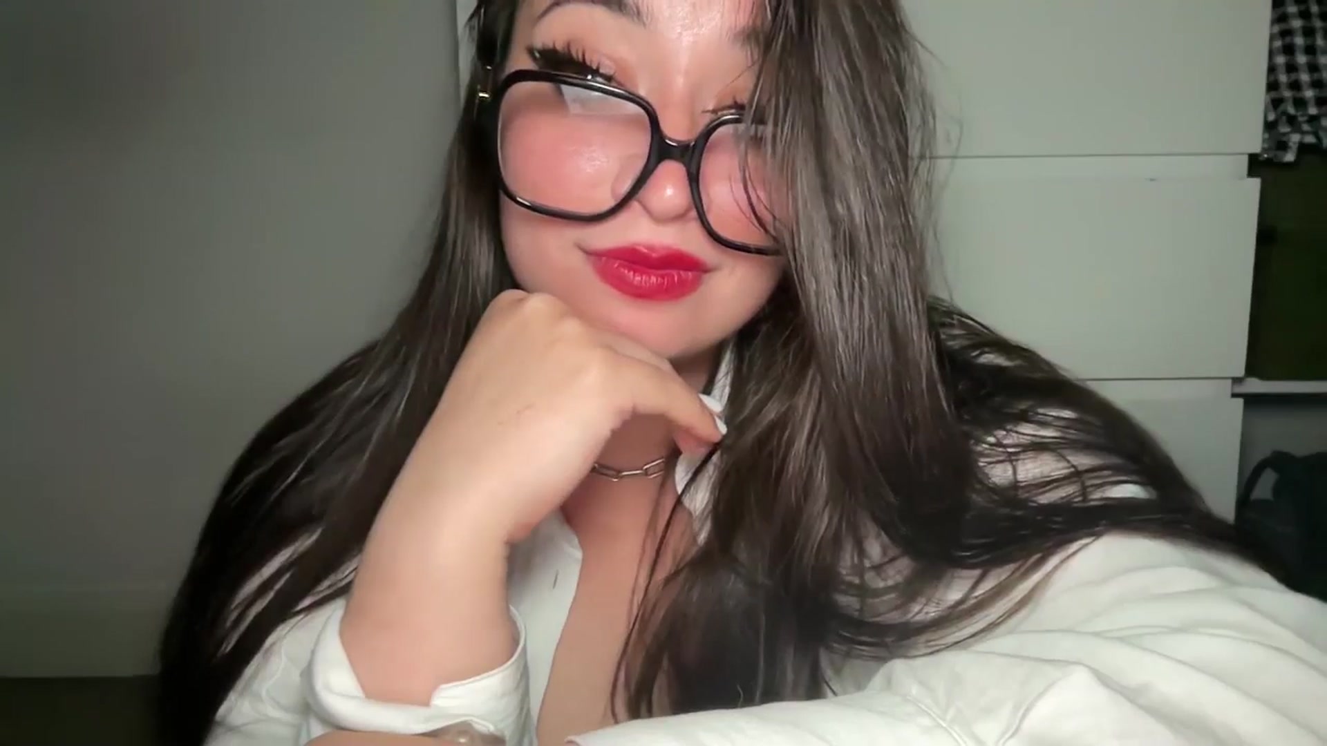 Gallery image thumbnail from Hasymura's myfreecams stream on, 08/19/2024, 01:22 image 15 of 20