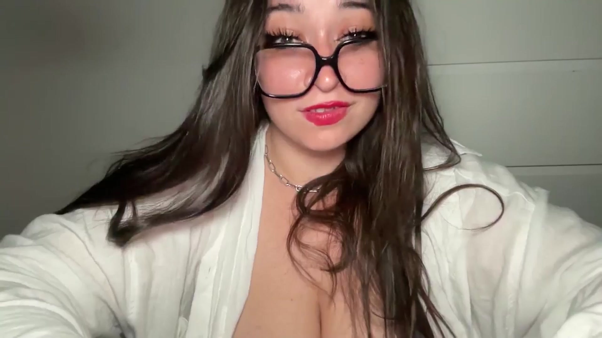 Gallery image thumbnail from Hasymura's myfreecams stream on, 08/20/2024, 22:16 image 15 of 20