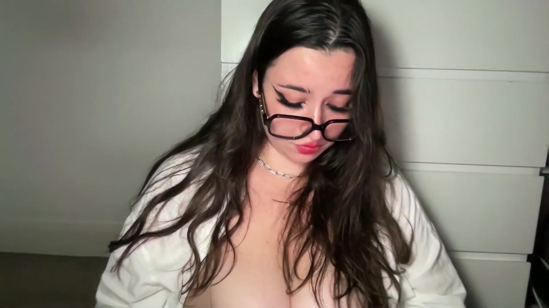 Gallery image thumbnail from Hasymura's myfreecams stream on, 08/22/2024, 23:21 image 18 of 20