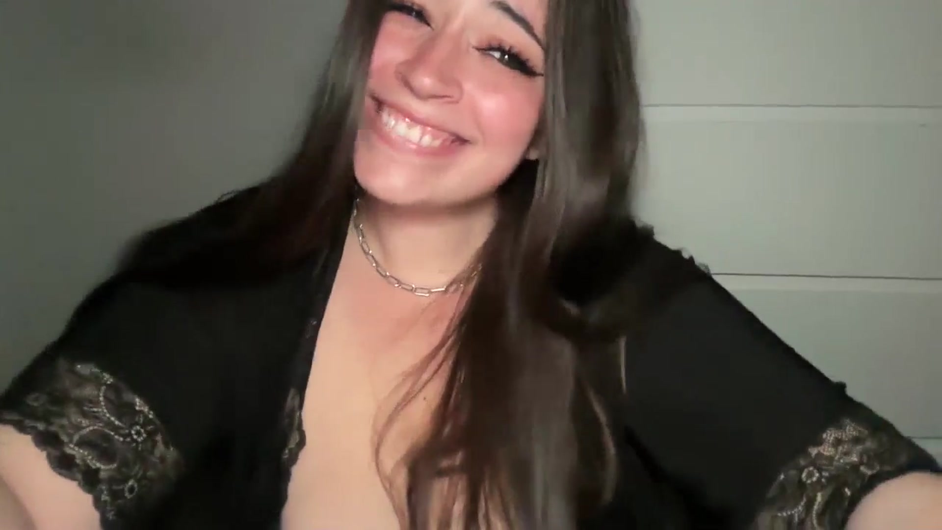 Gallery image thumbnail from Hasymura's myfreecams stream on, 08/24/2024, 24:02 image 13 of 20