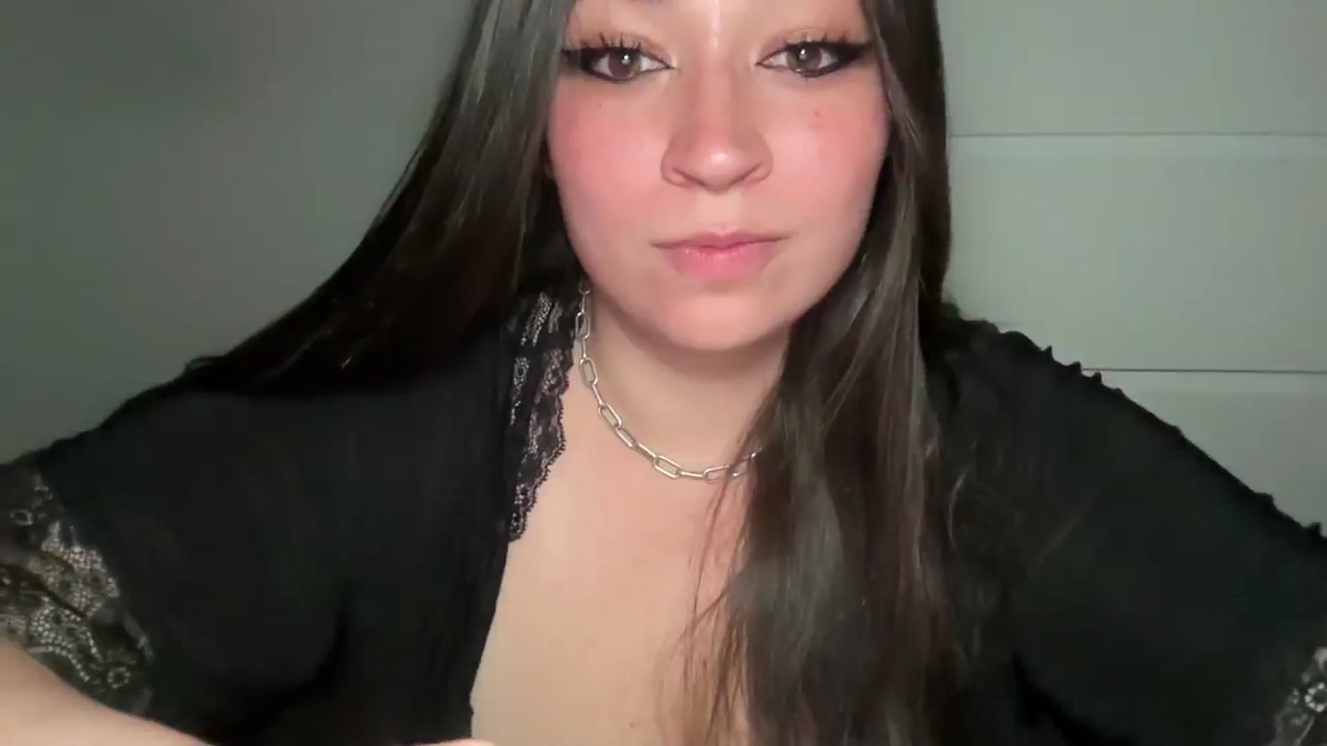 Gallery image thumbnail from Hasymura's myfreecams stream on, 08/24/2024, 24:15 image 2 of 20