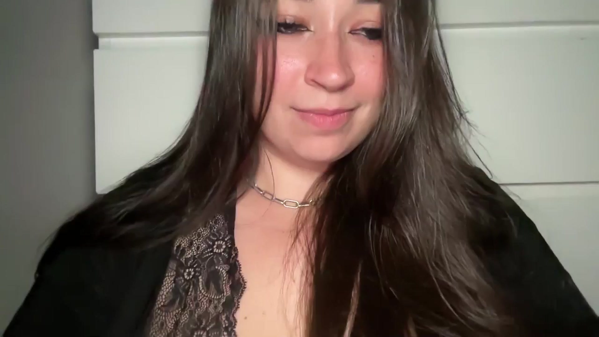 Gallery image thumbnail from Hasymura's myfreecams stream on, 08/24/2024, 01:33 image 14 of 20