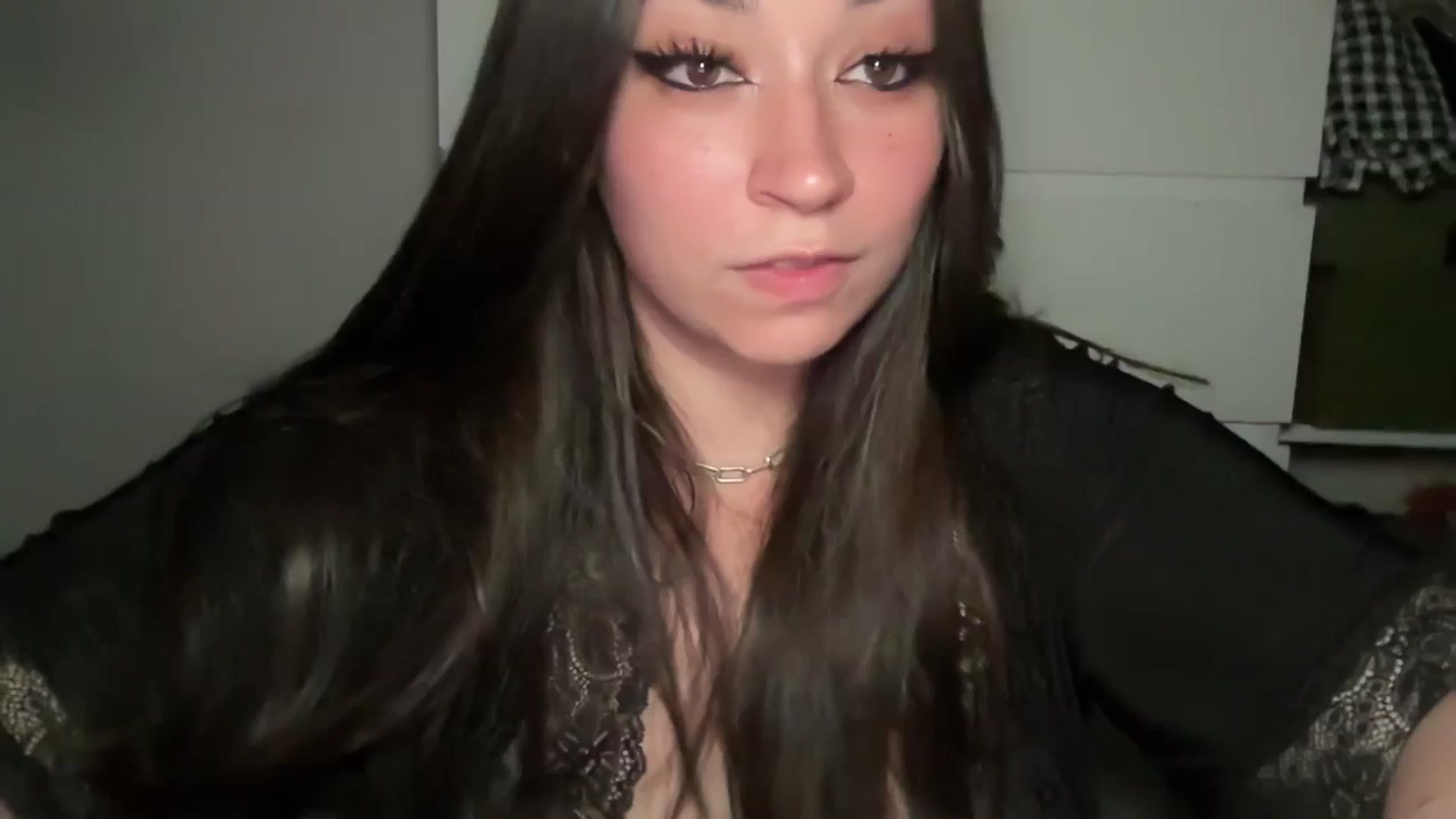 Gallery image thumbnail from Hasymura's myfreecams stream on, 08/24/2024, 01:33 image 7 of 20
