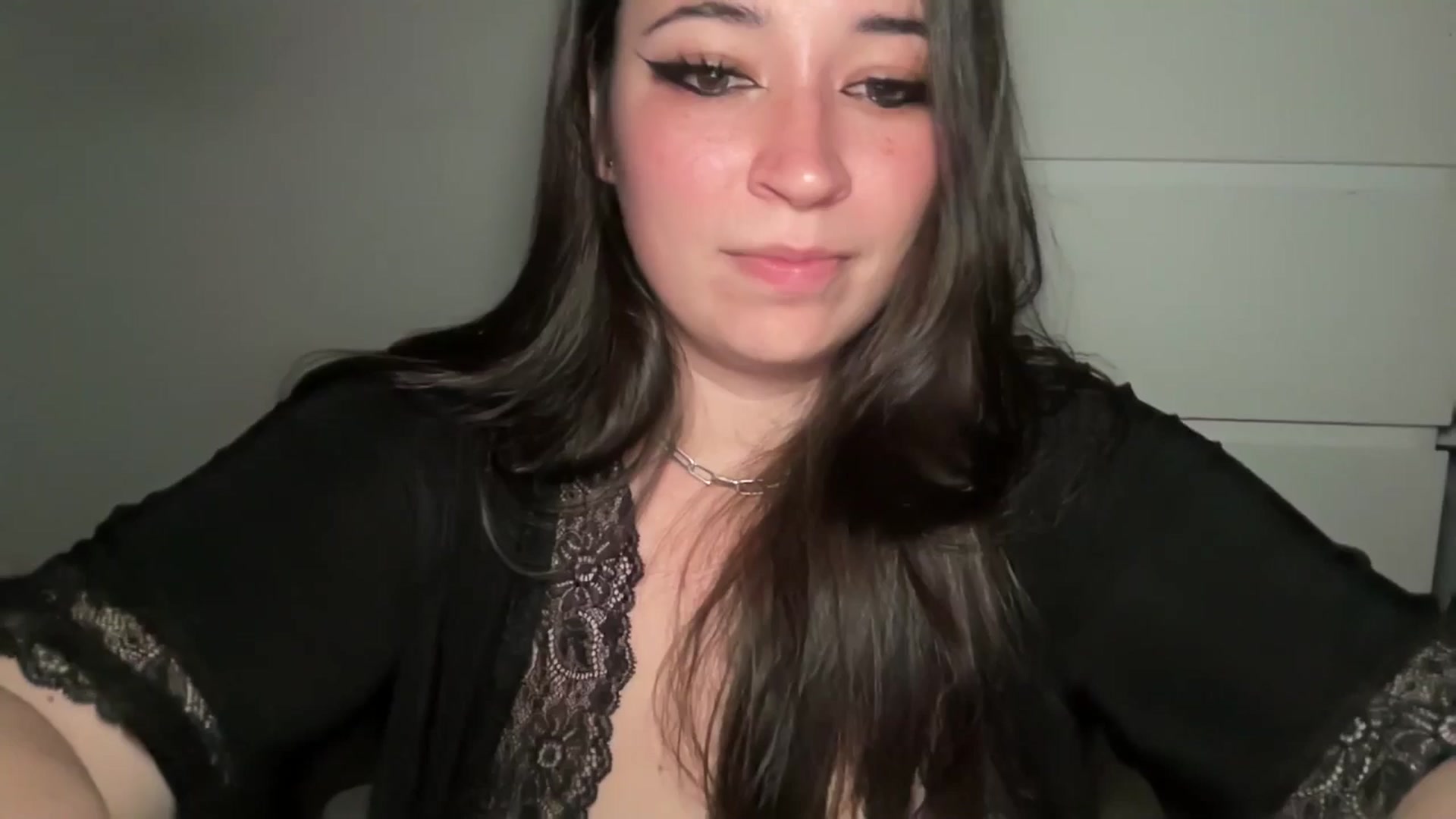 Gallery image thumbnail from Hasymura's myfreecams stream on, 08/24/2024, 01:33 image 1 of 20