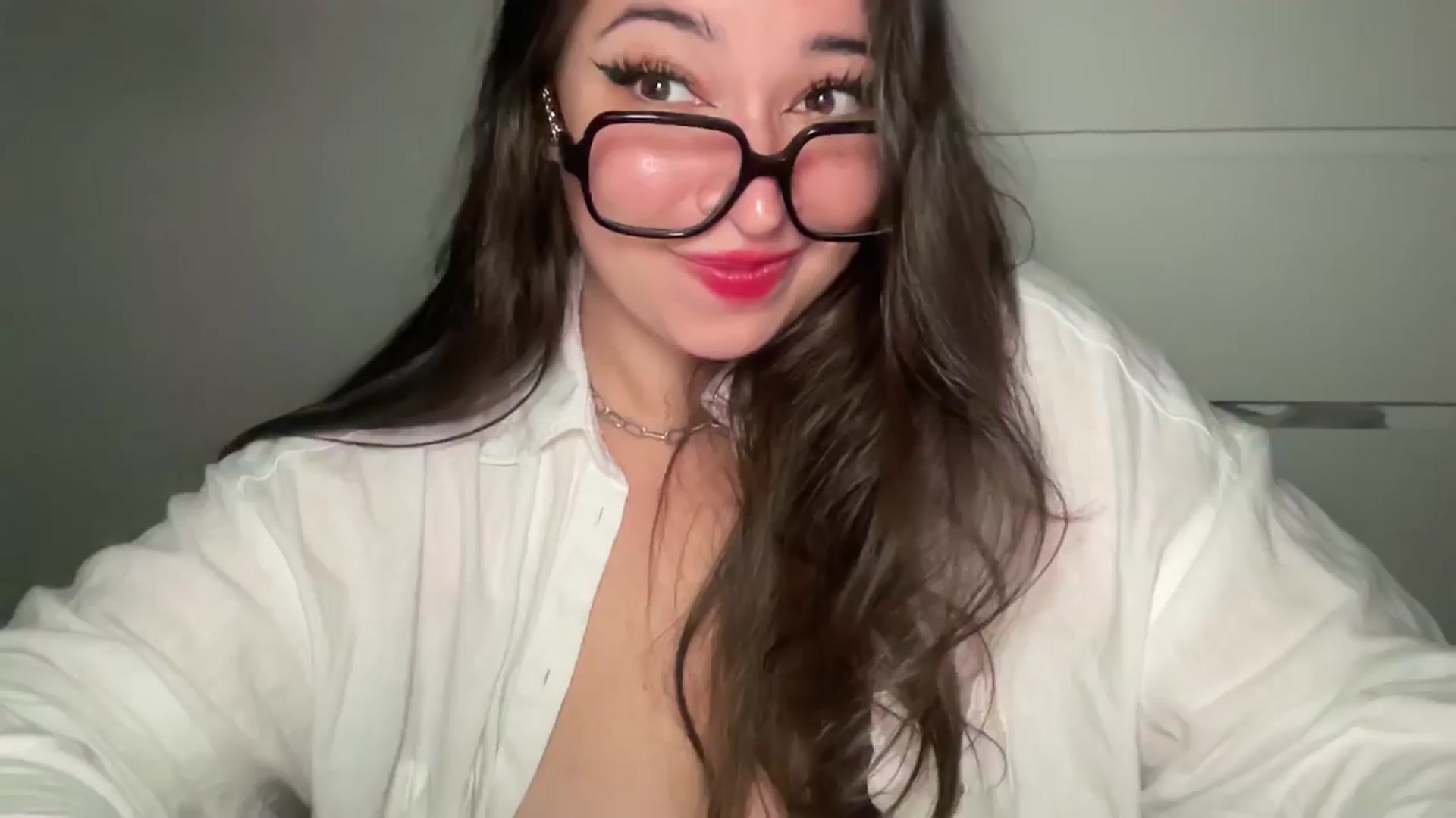 Gallery image thumbnail from Hasymura's myfreecams stream on, 08/24/2024, 22:48 image 13 of 20
