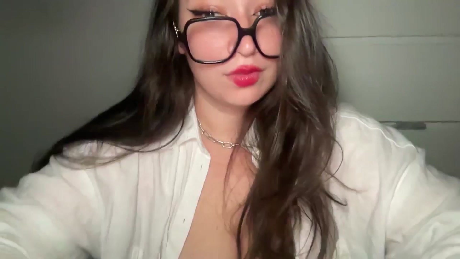 Gallery image thumbnail from Hasymura's myfreecams stream on, 08/24/2024, 22:48 image 14 of 20
