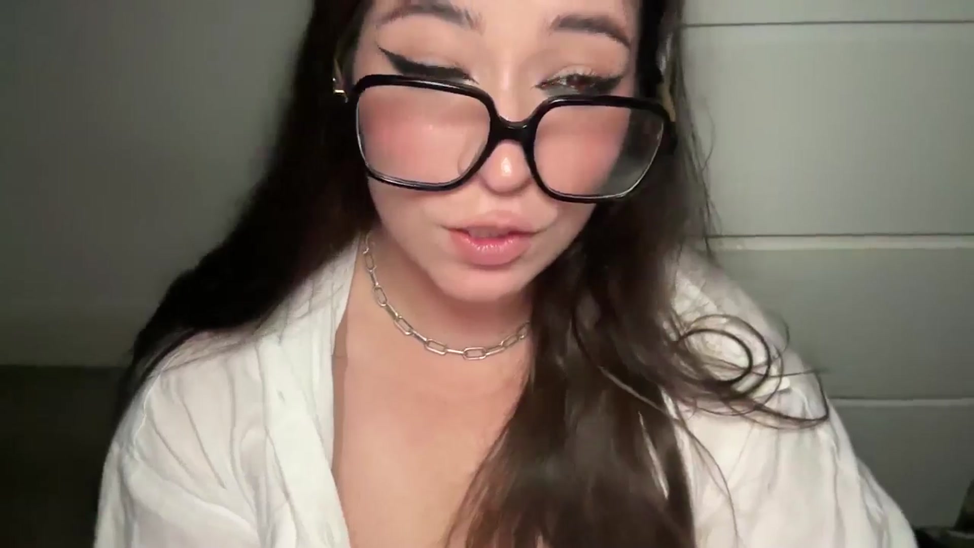 Gallery image thumbnail from Hasymura's myfreecams stream on, 08/27/2024, 23:59 image 2 of 20