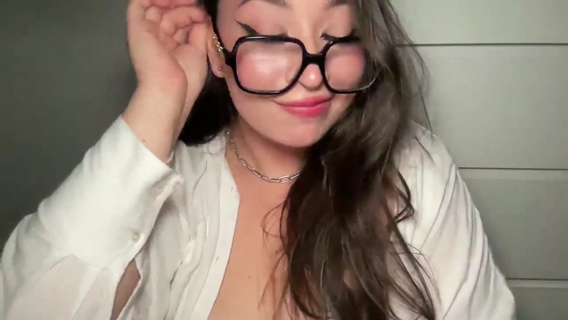 Gallery image thumbnail from Hasymura's myfreecams stream on, 08/29/2024, 23:00 image 19 of 20