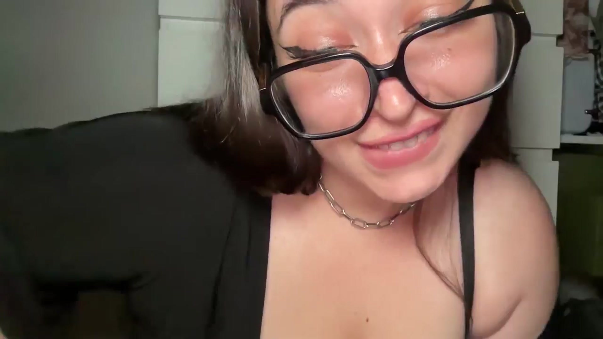 Gallery image thumbnail from Hasymura's myfreecams stream on, 09/02/2024, 24:21 image 19 of 20
