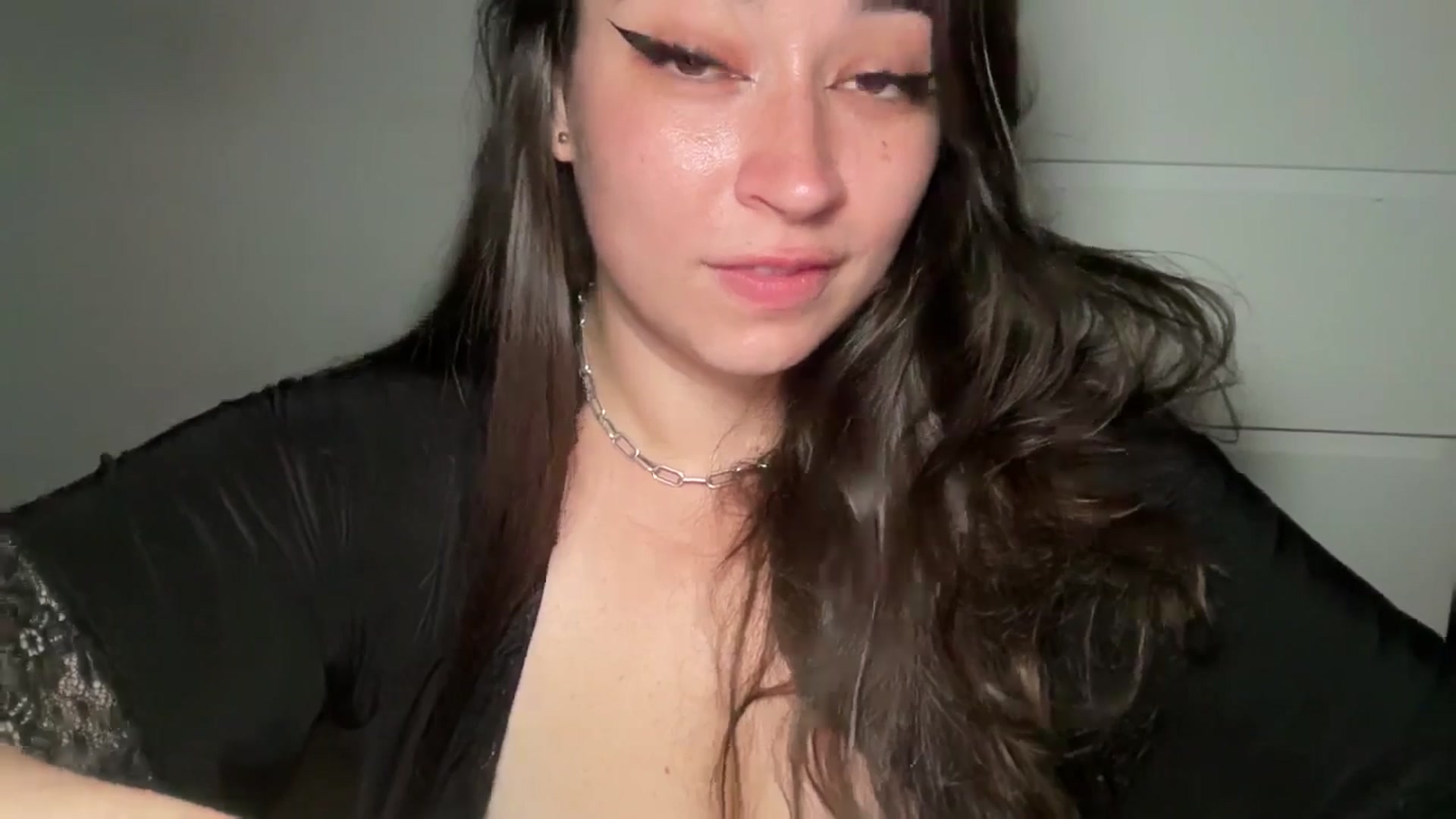Gallery image thumbnail from Hasymura's myfreecams stream on, 09/02/2024, 24:51 image 6 of 20