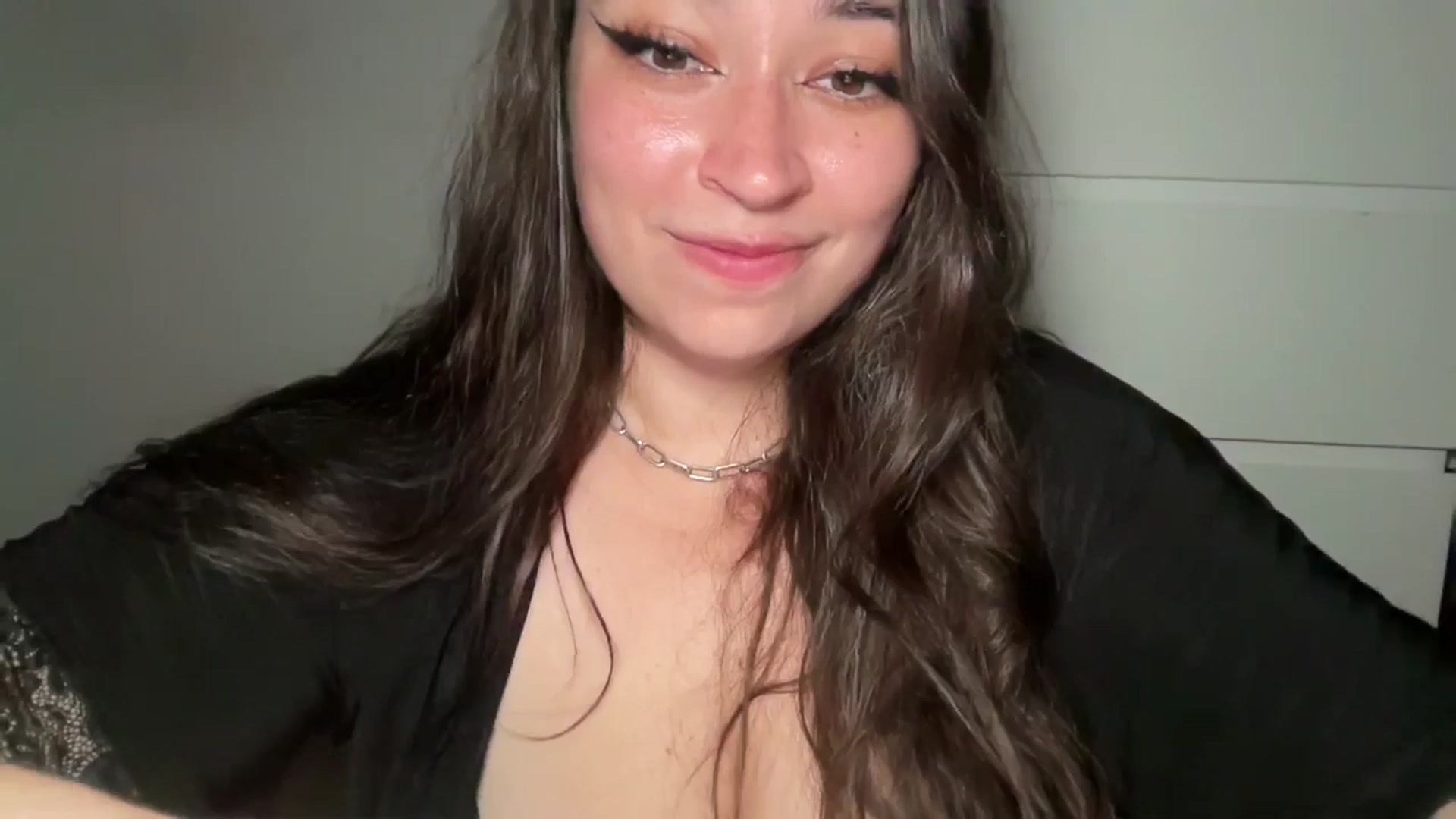 Gallery image thumbnail from Hasymura's myfreecams stream on, 09/02/2024, 24:51 image 2 of 20