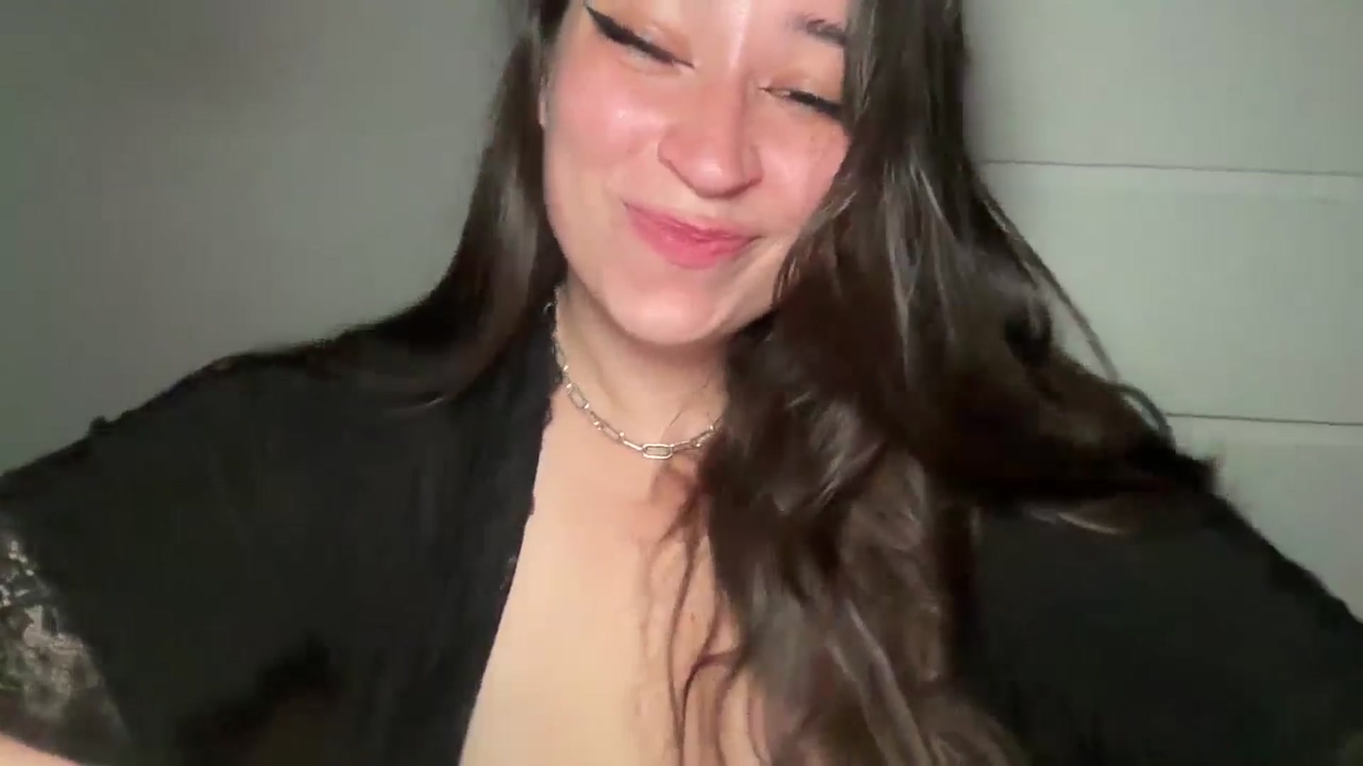 Gallery image thumbnail from Hasymura's myfreecams stream on, 09/02/2024, 24:51 image 4 of 20