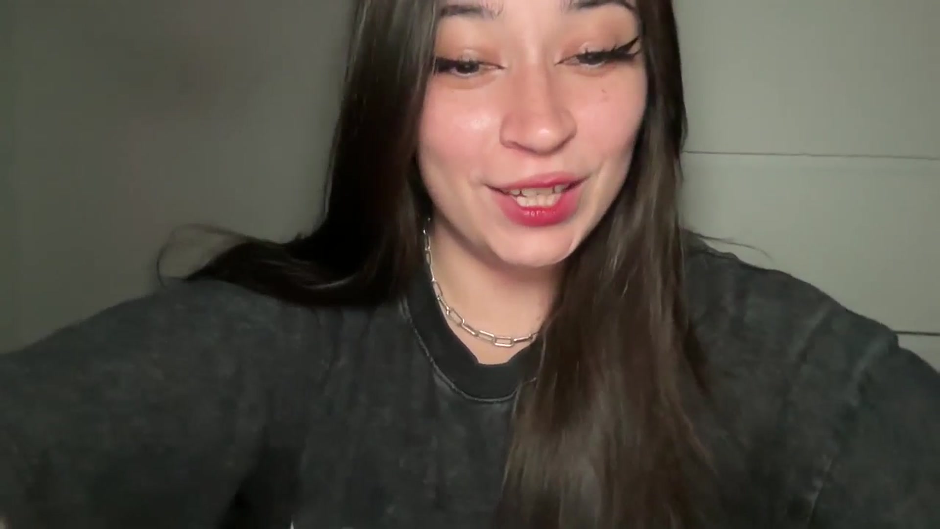 Gallery image thumbnail from Hasymura's myfreecams stream on, 09/03/2024, 23:02 image 3 of 20