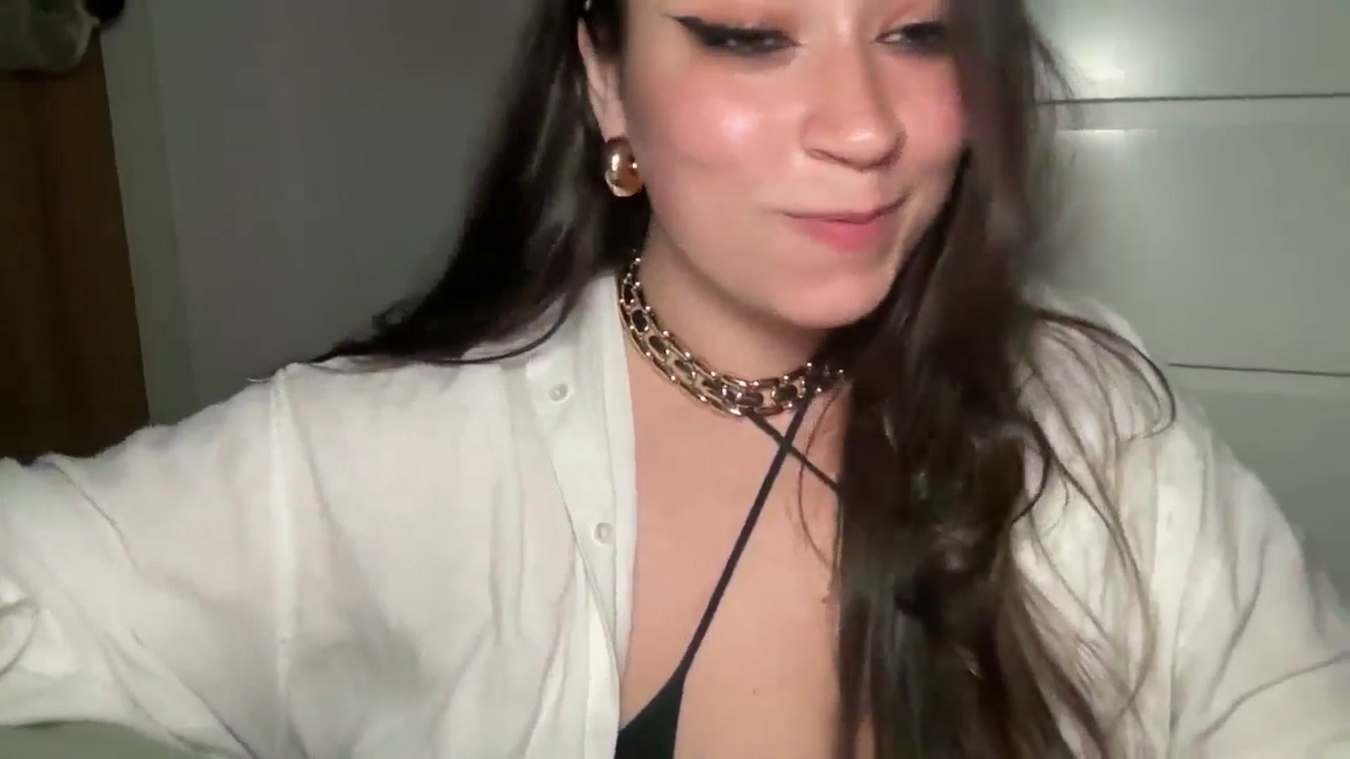 Gallery image thumbnail from Hasymura's myfreecams stream on, 09/08/2024, 02:00 image 7 of 20