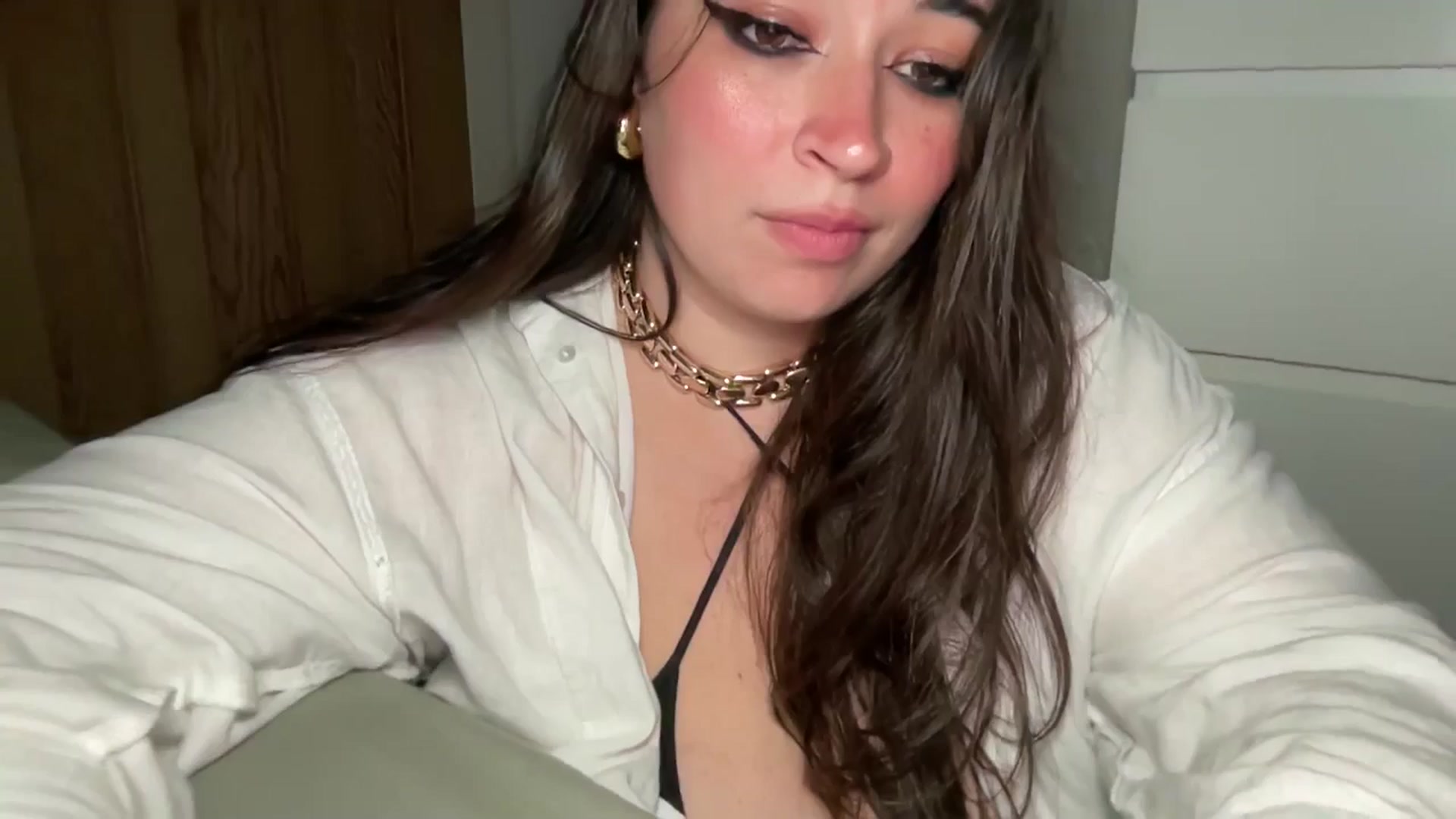 Gallery image thumbnail from Hasymura's myfreecams stream on, 09/08/2024, 23:51 image 7 of 20