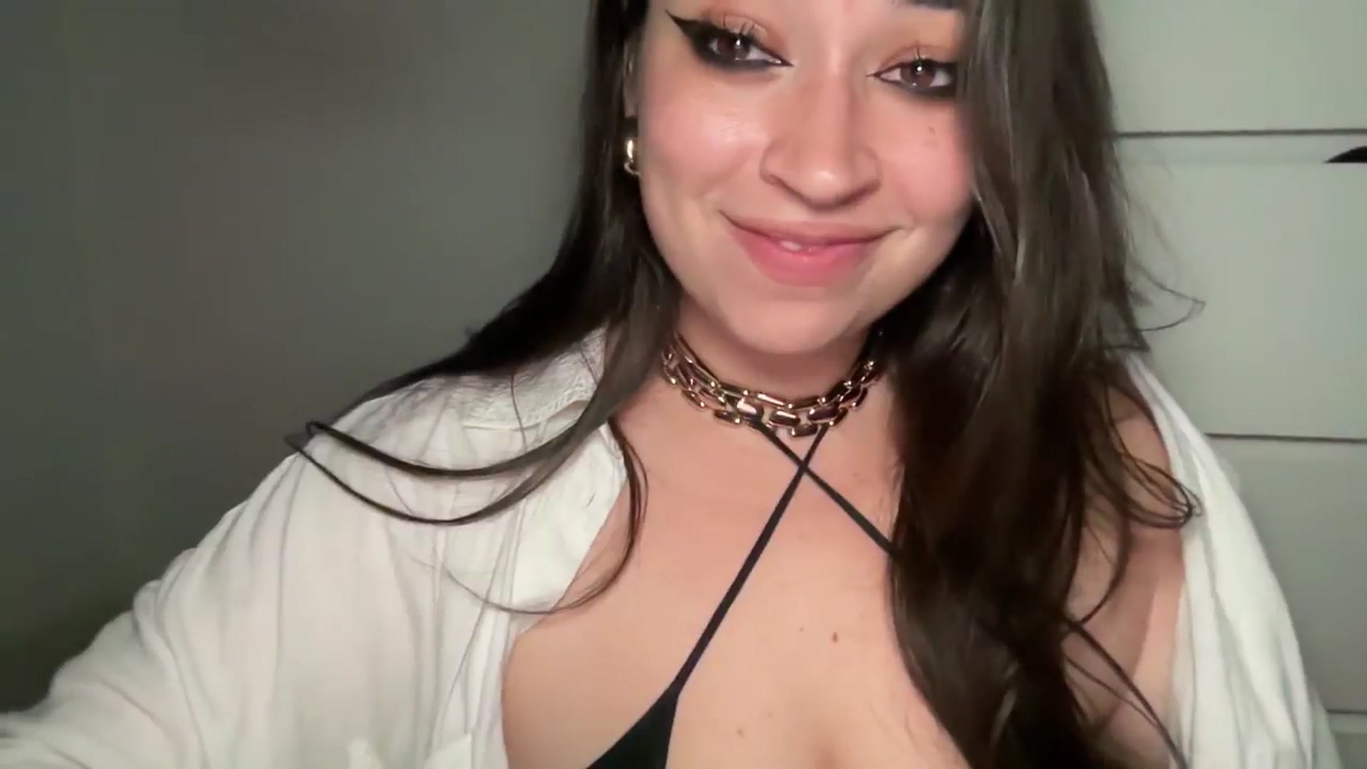 Gallery image thumbnail from Hasymura's myfreecams stream on, 09/10/2024, 24:00 image 18 of 20