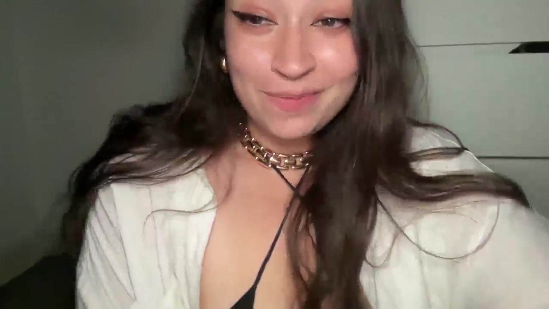Gallery image thumbnail from Hasymura's myfreecams stream on, 09/11/2024, 24:02 image 18 of 20