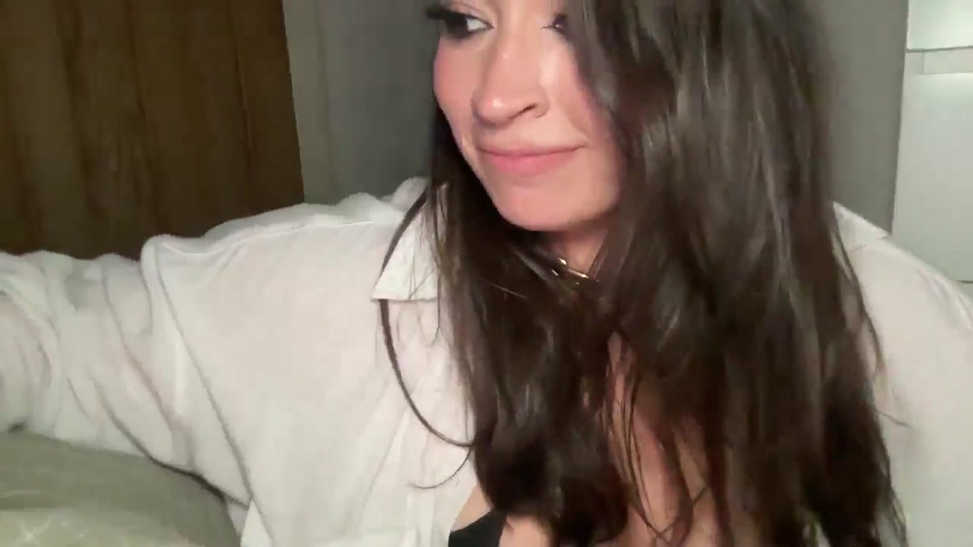 Gallery image thumbnail from Hasymura's myfreecams stream on, 09/27/2024, 01:19 image 2 of 20