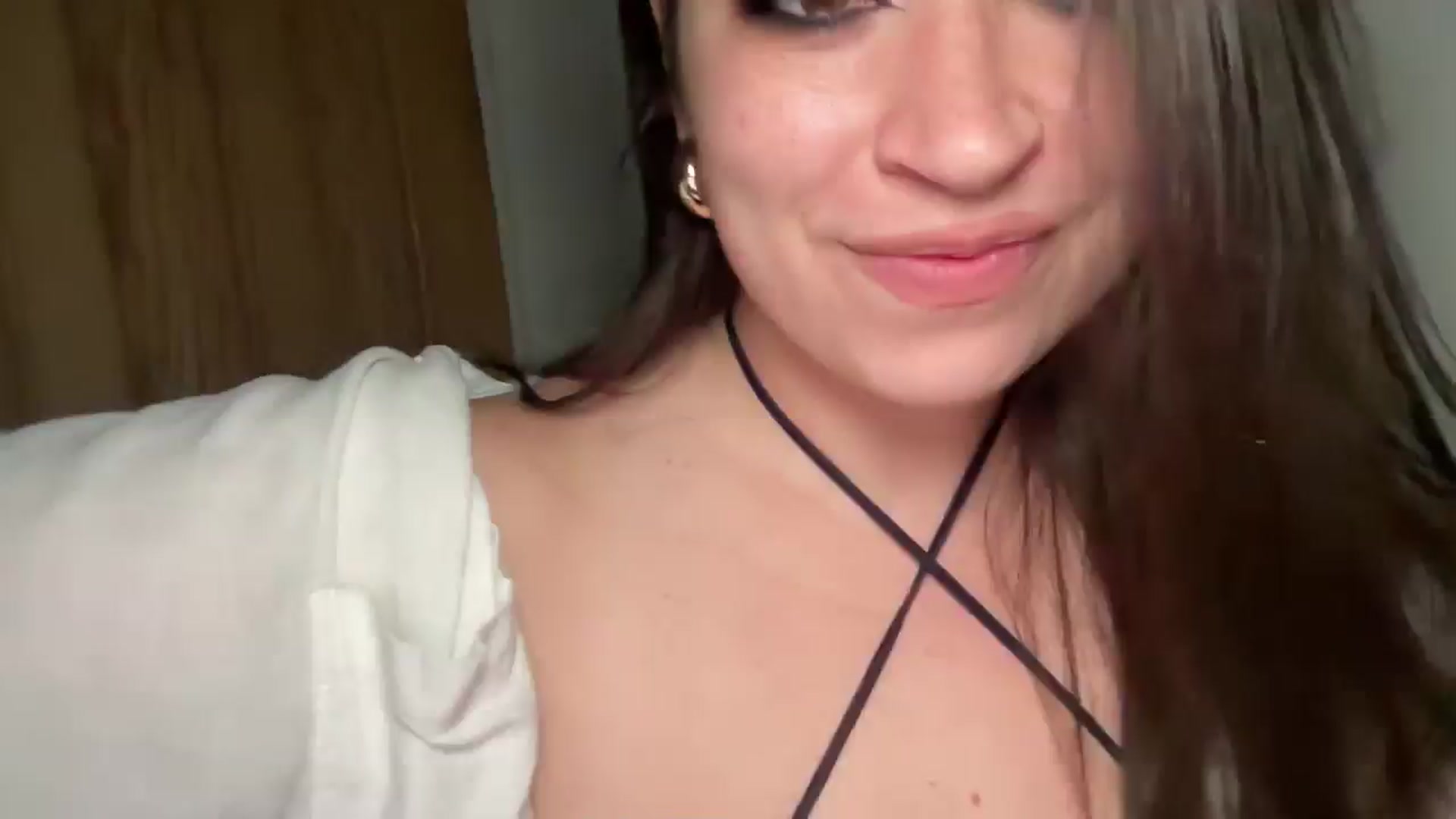 Gallery image thumbnail from Hasymura's myfreecams stream on, 09/28/2024, 23:39 image 20 of 20