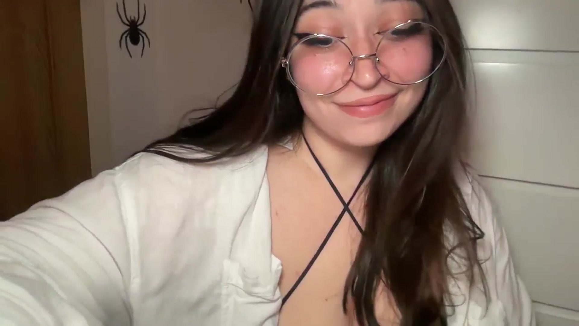 Gallery image thumbnail from Hasymura's myfreecams stream on, 10/14/2024, 23:11 image 20 of 20