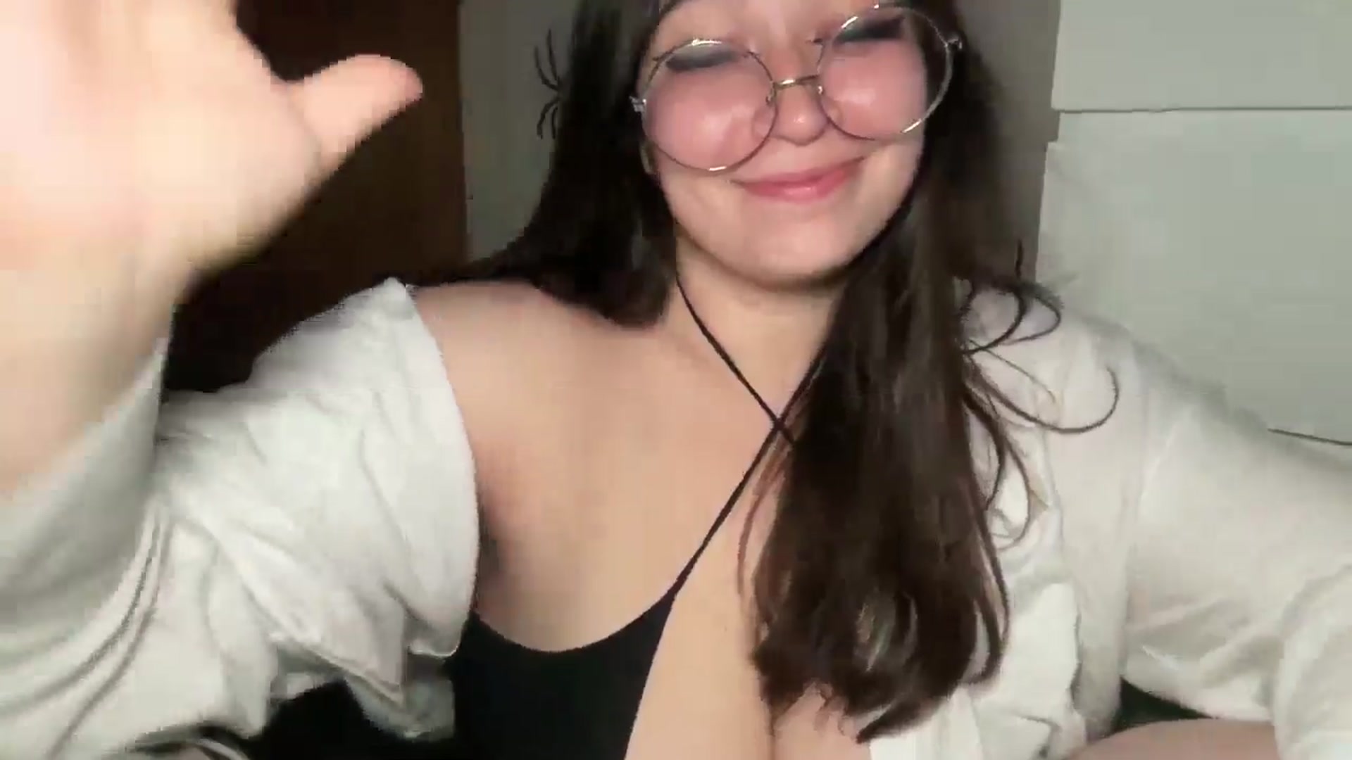 Gallery image thumbnail from Hasymura's myfreecams stream on, 10/20/2024, 22:08 image 13 of 20