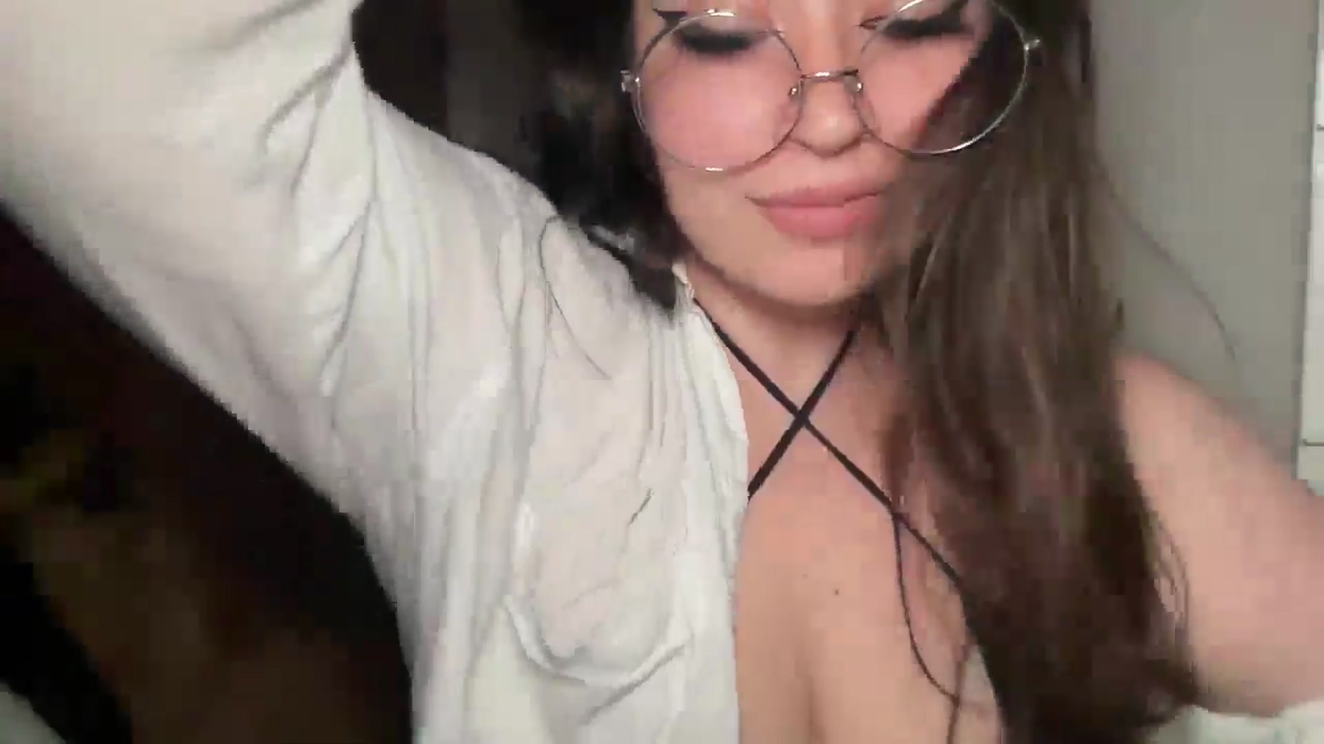 Gallery image thumbnail from Hasymura's myfreecams stream on, 10/24/2024, 21:46 image 17 of 20