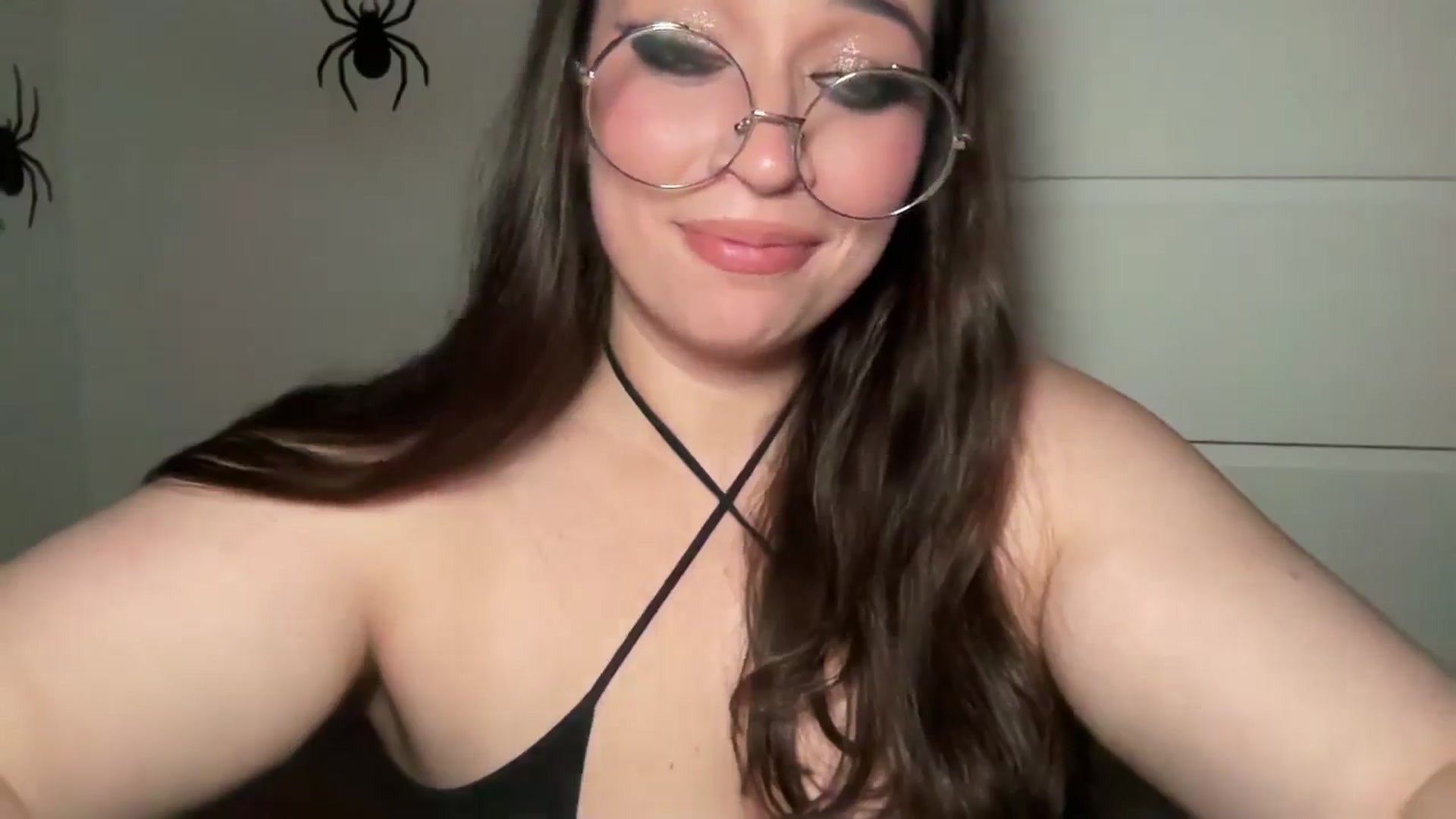 Gallery image thumbnail from Hasymura's myfreecams stream on, 10/29/2024, 24:30 image 11 of 20