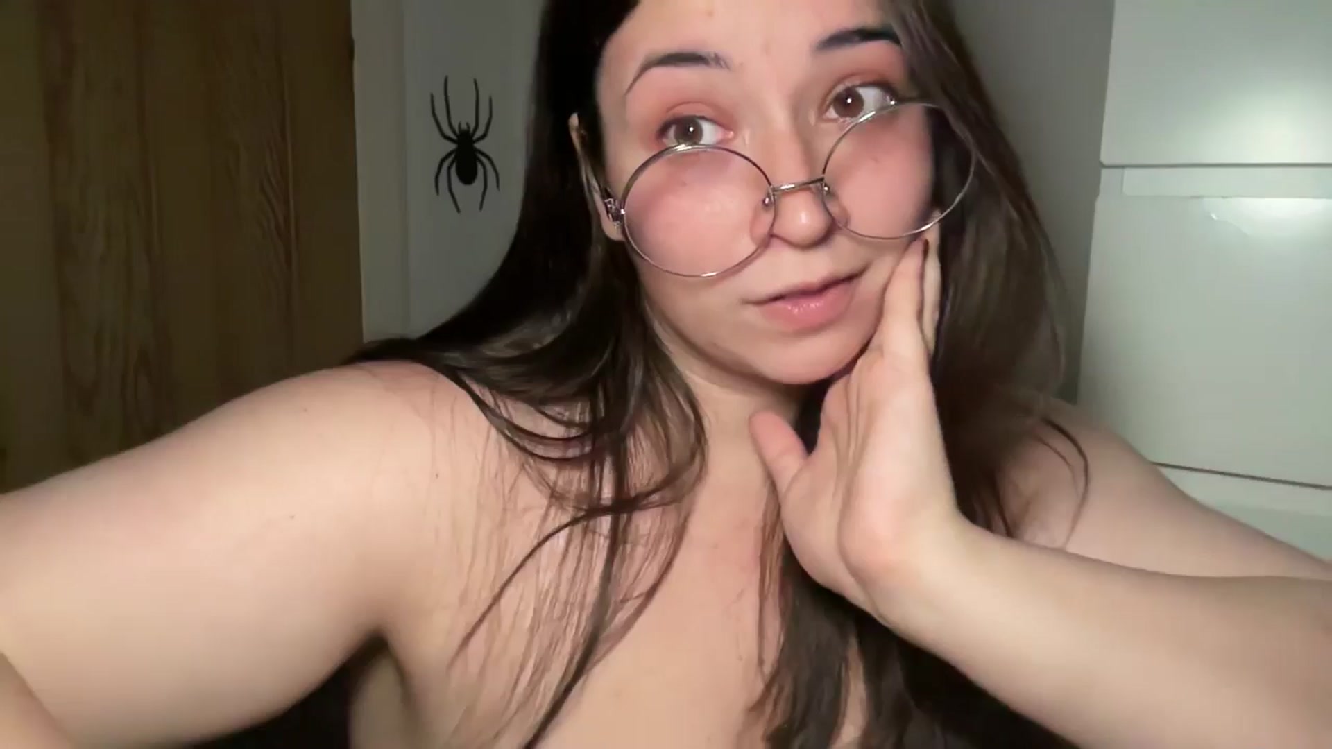 Gallery image thumbnail from Hasymura's myfreecams stream on, 11/06/2024, 01:32 image 17 of 20